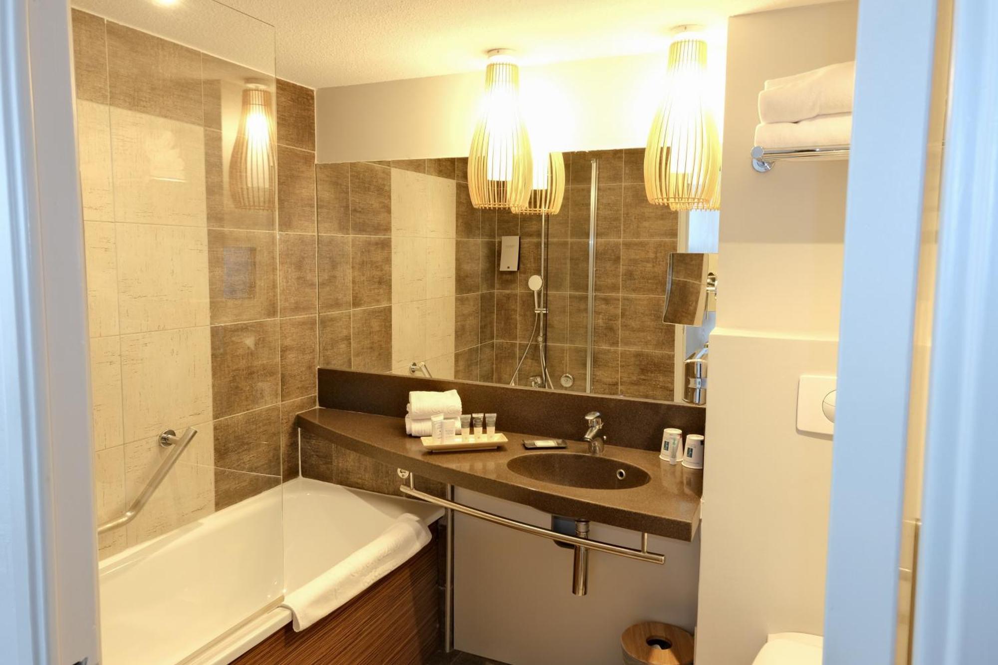 Chambre Double - Vue sur Port ou Piscine