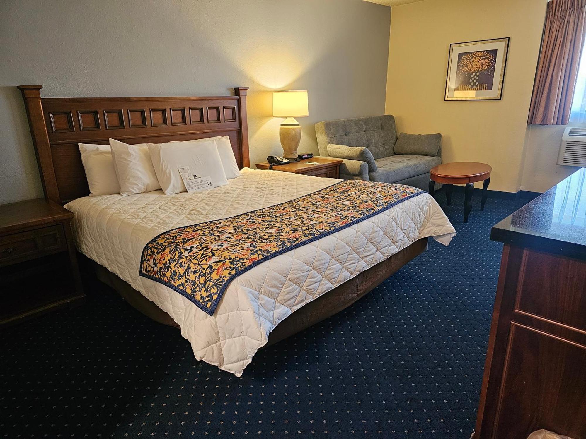 Deluxe King Room,1544075050:JPEG