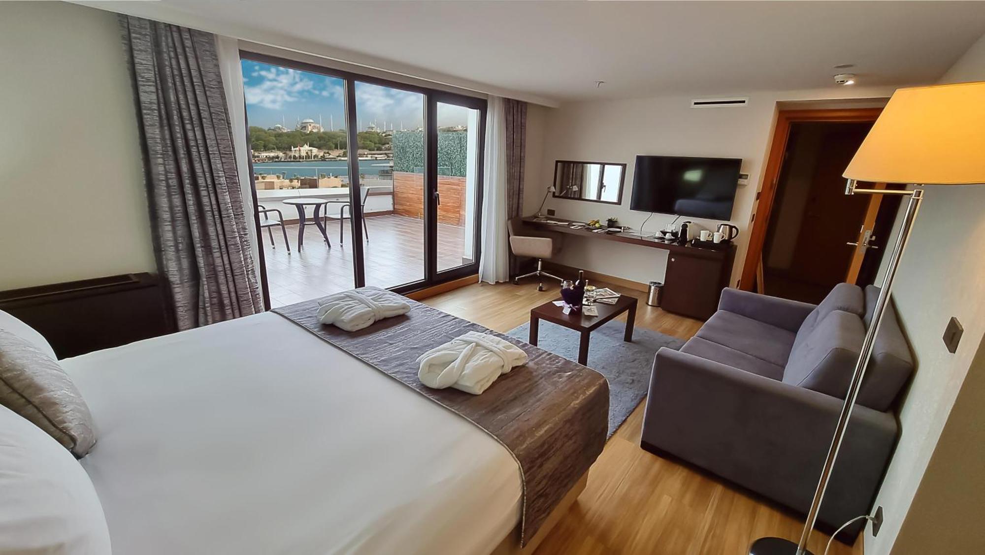 Deluxe Zimmer mit Terrasse