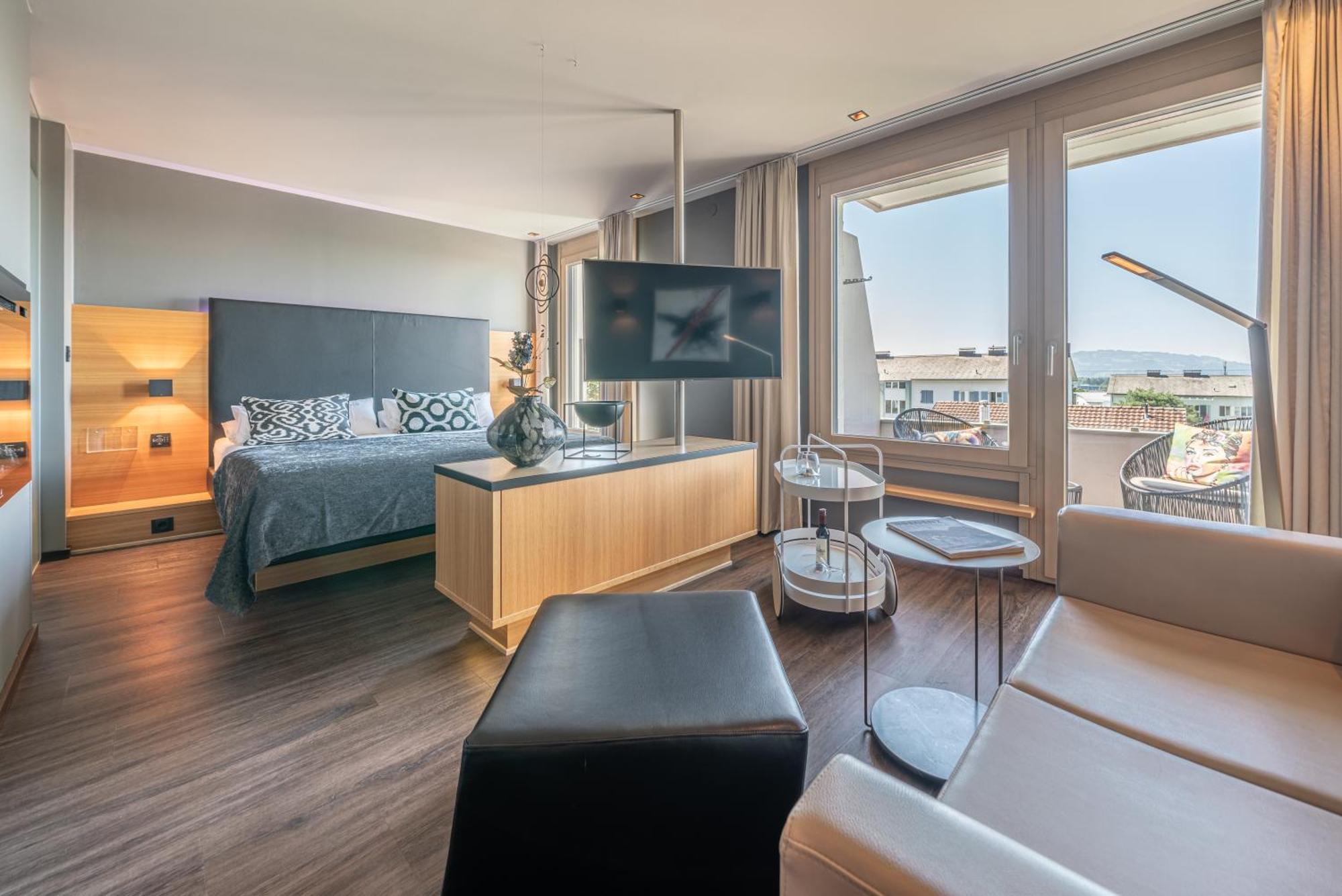 Junior Suite mit Balkon und Kamin