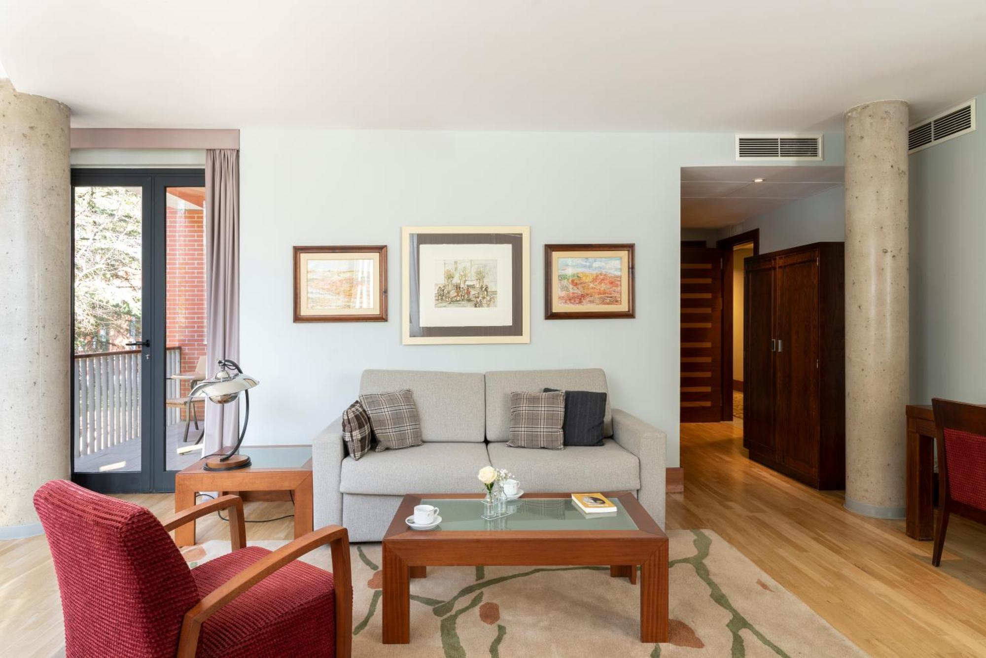 Junior Suite,1549528735:JPEG