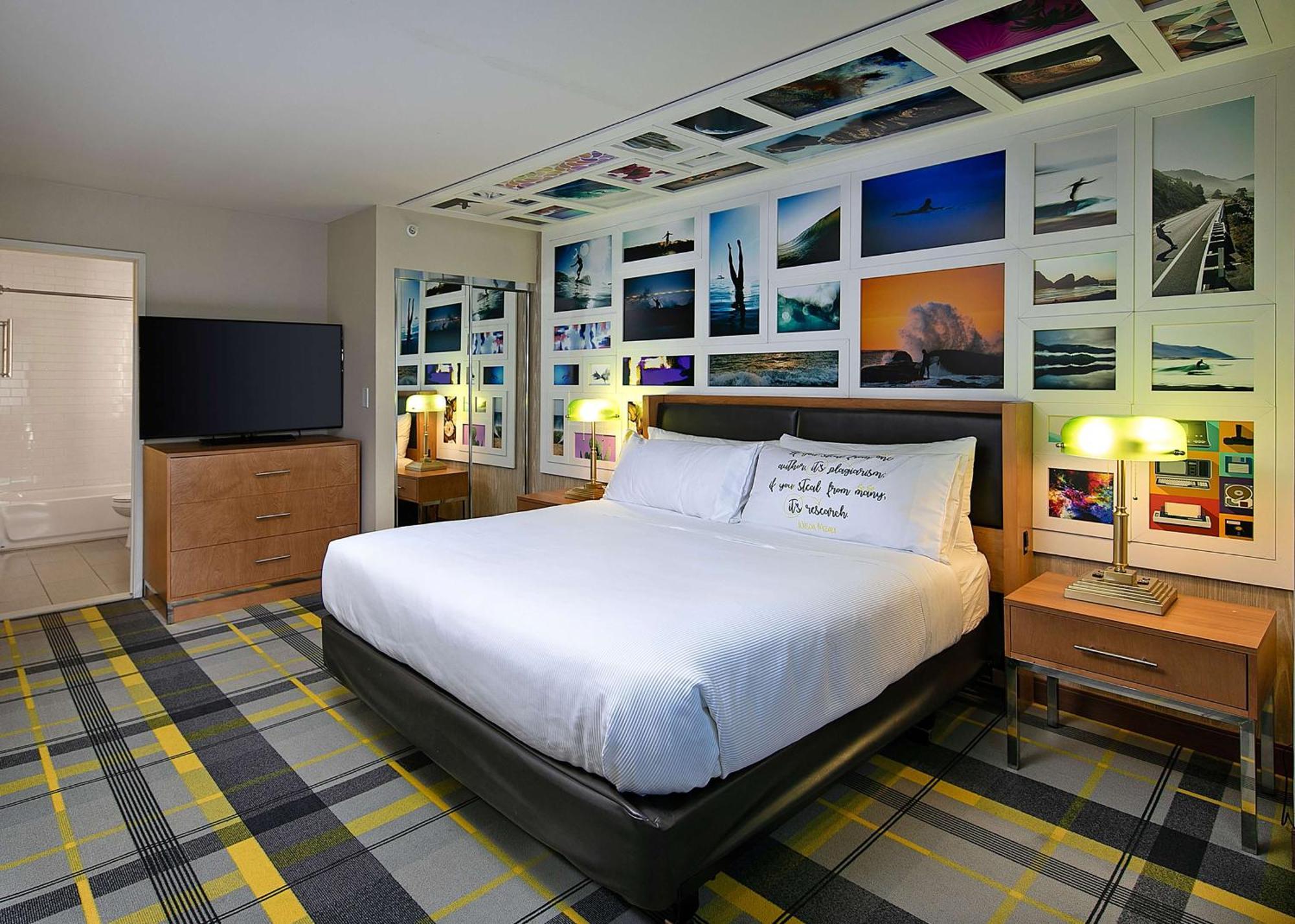 Grand King Suite