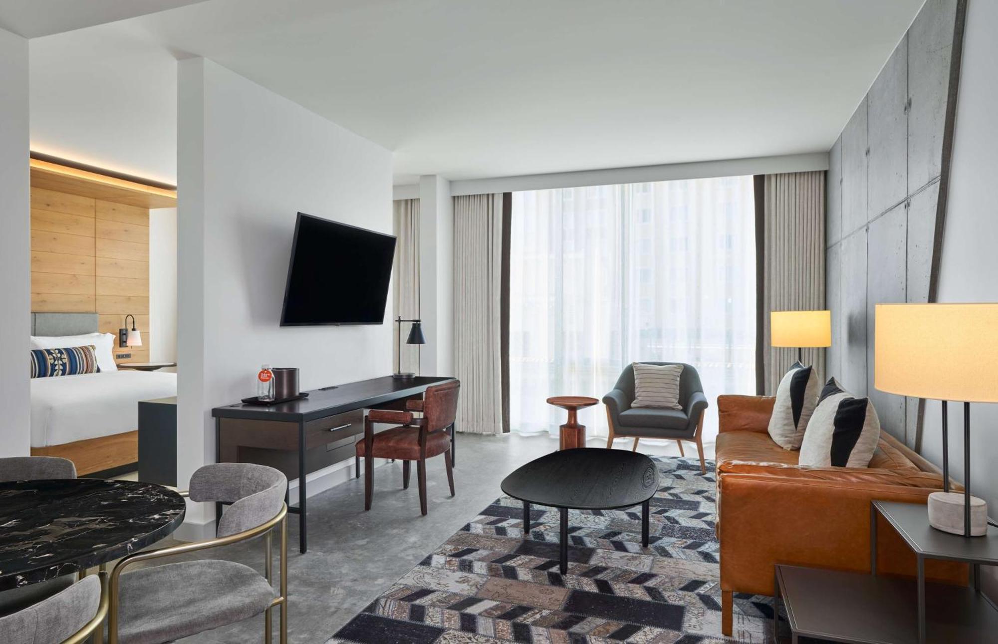 King Suite with Balcony and River View