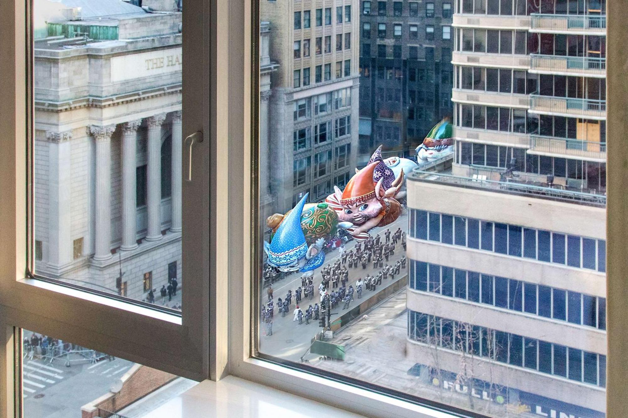 Quarto Duplo com Vista da Parada