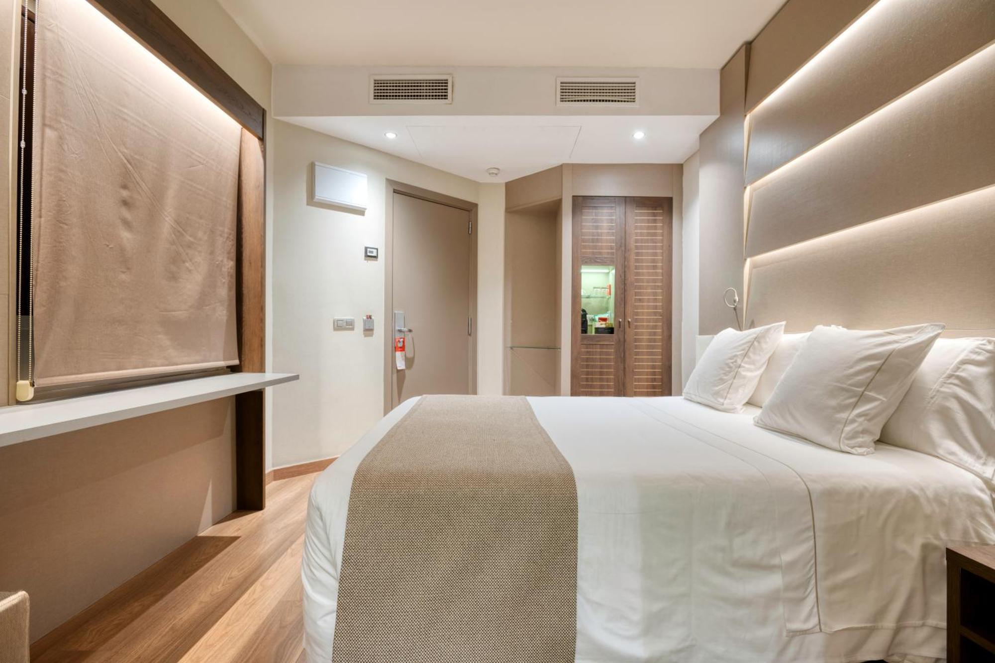 Basic Double Room,1555187518:JPEG