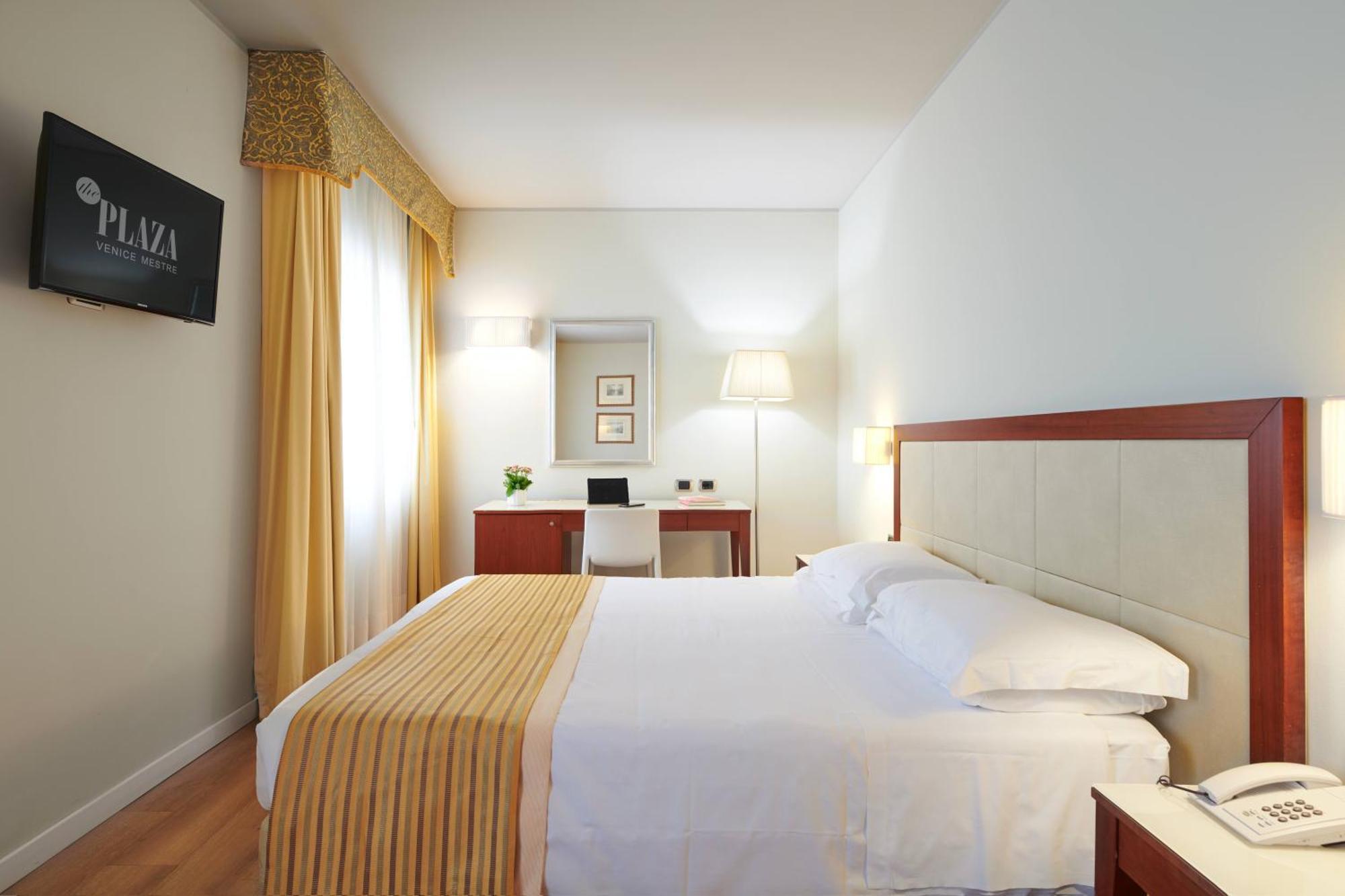 Superior Double or Twin Room,1557989881:JPEG