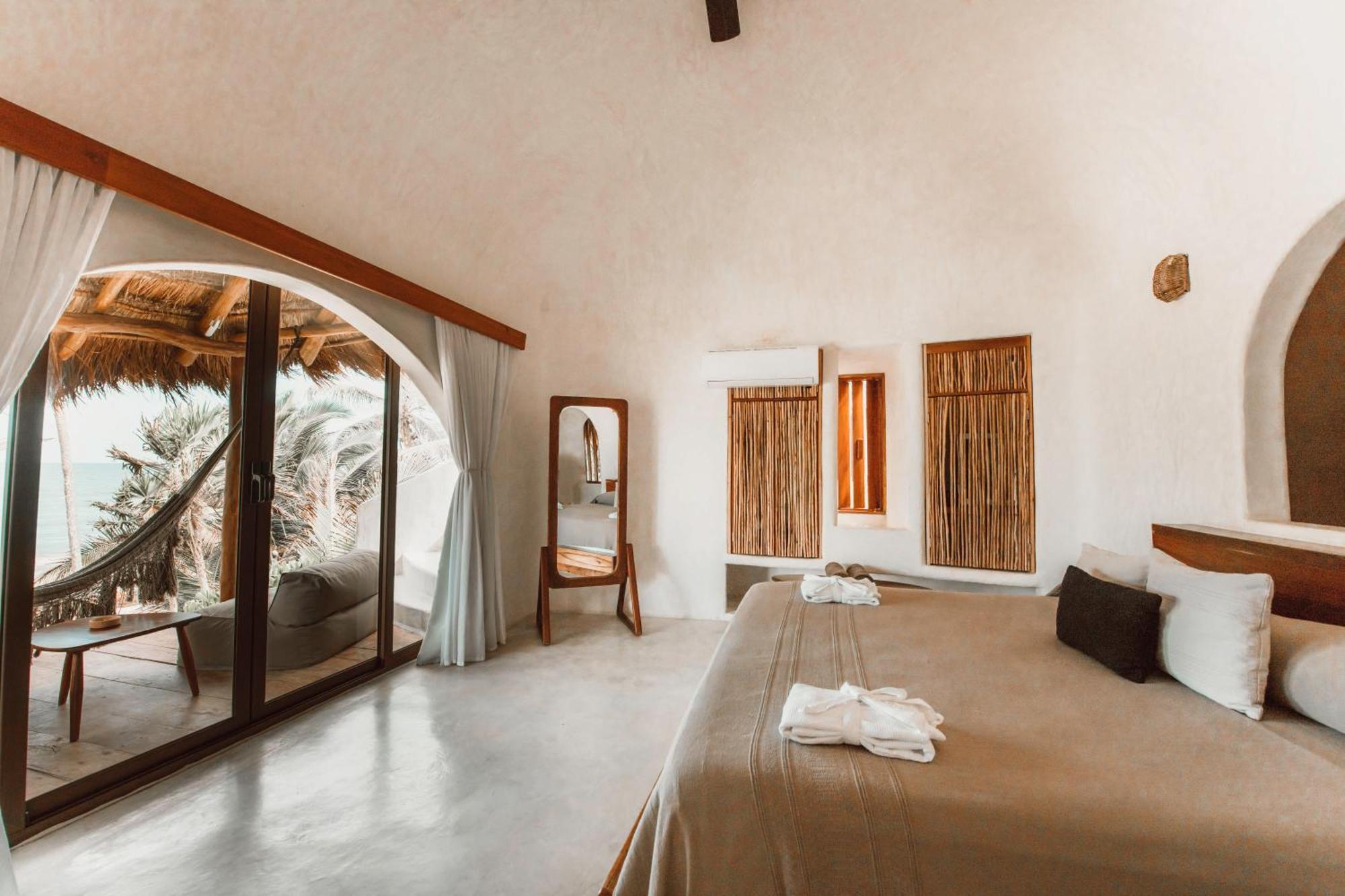 Deluxe Double or Twin Room with Ocean View