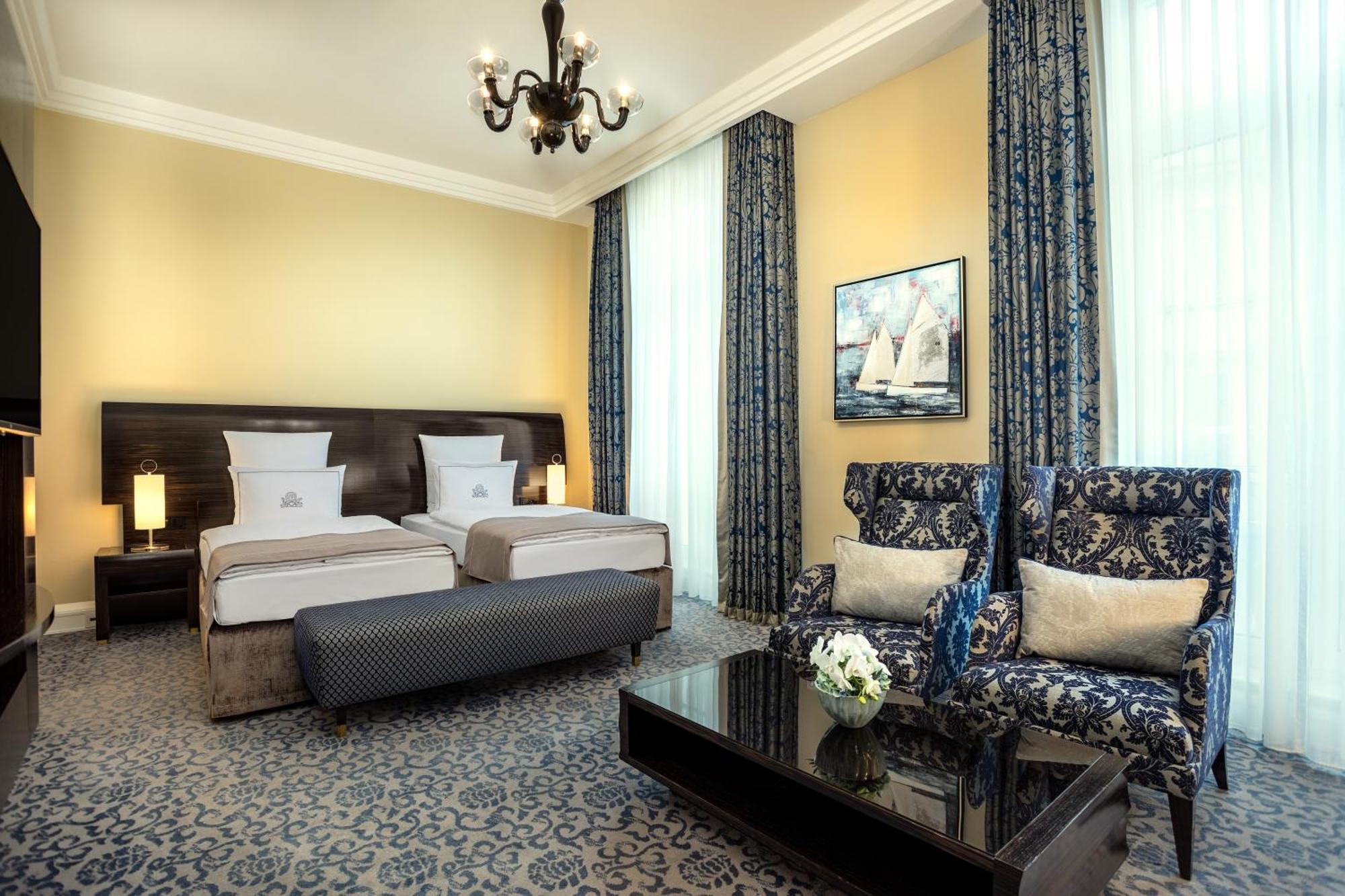 Deluxe Guest room with 2 Twin/Single Bed(s),1566919487:JPEG