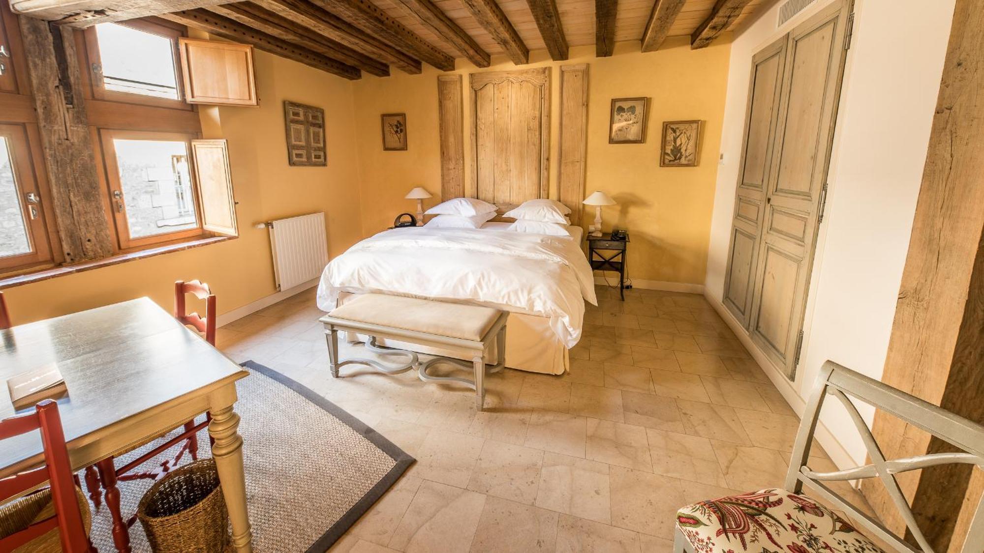 Family Suite,1566973091:JPEG