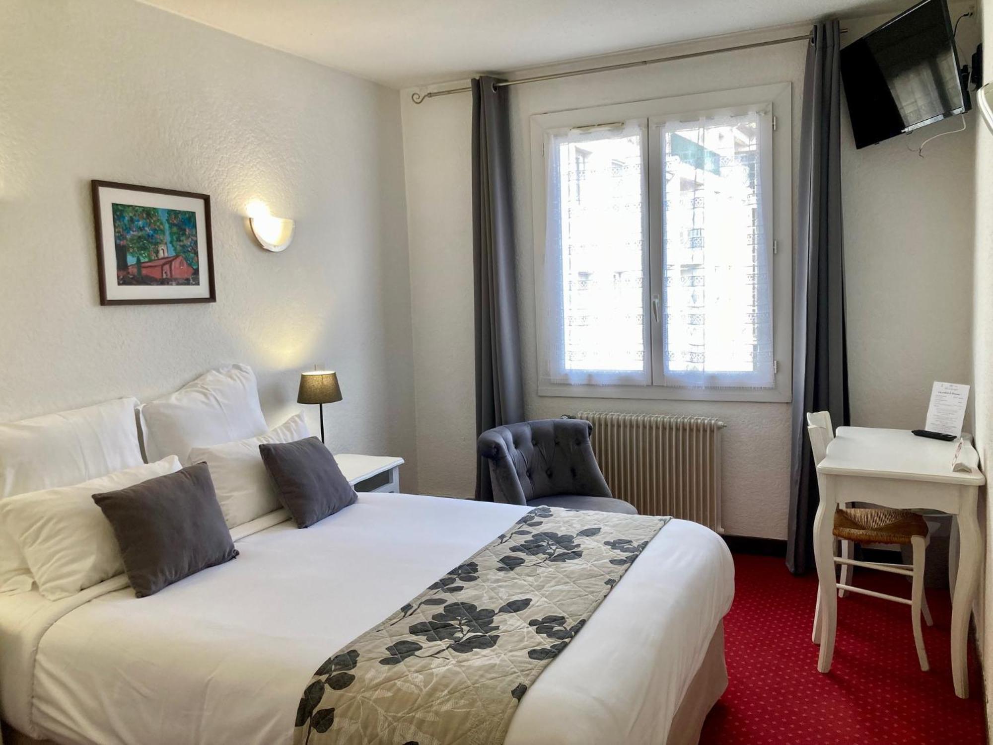 Chambre Double Économique - Toilettes sur le Palier