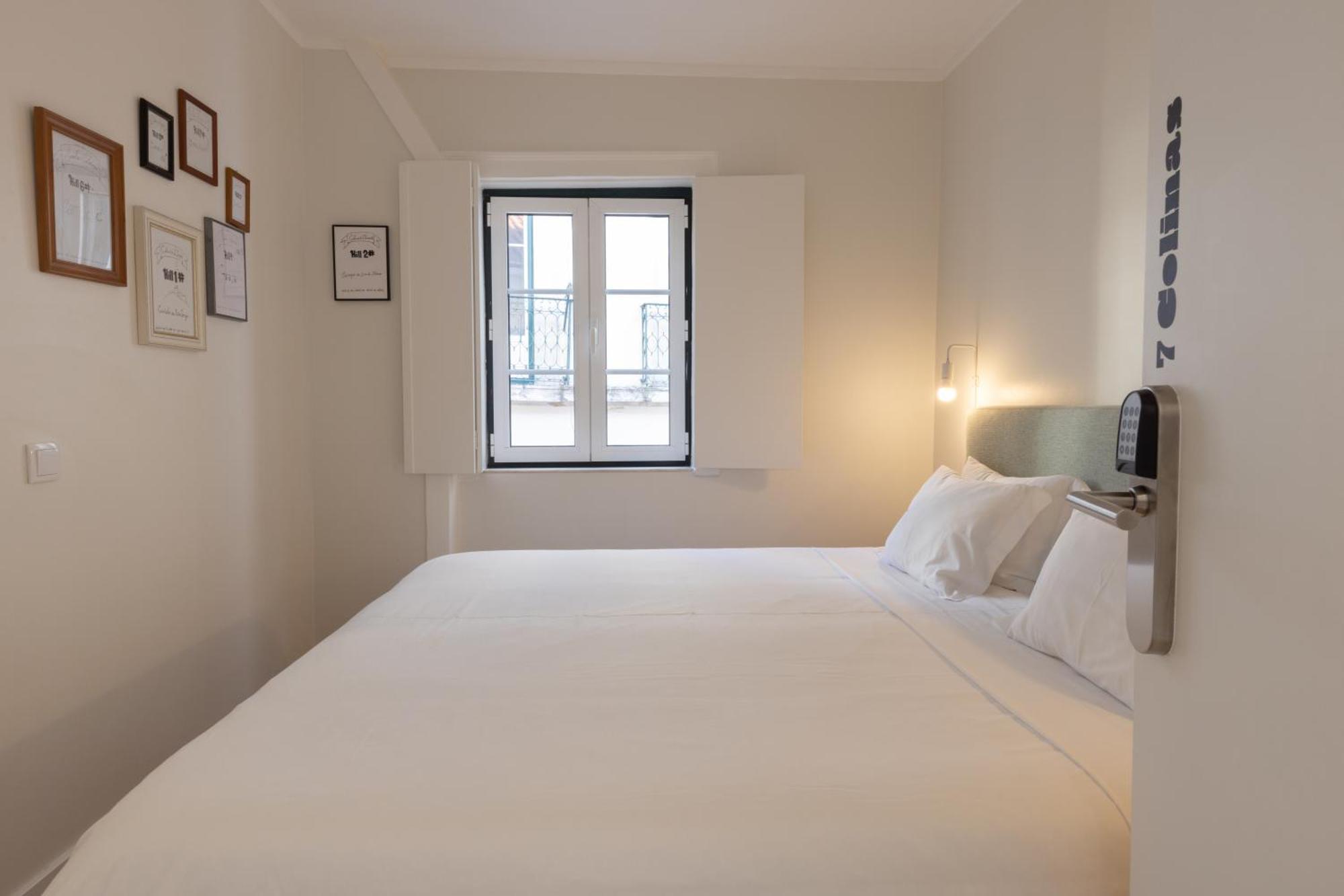Doppel- oder Zweibettzimmer