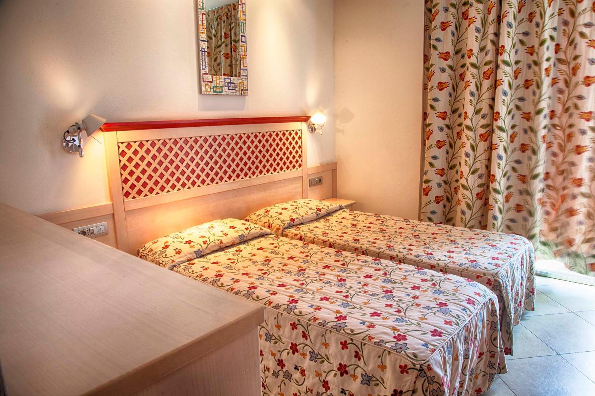 Triple Room,1315362451:JPEG