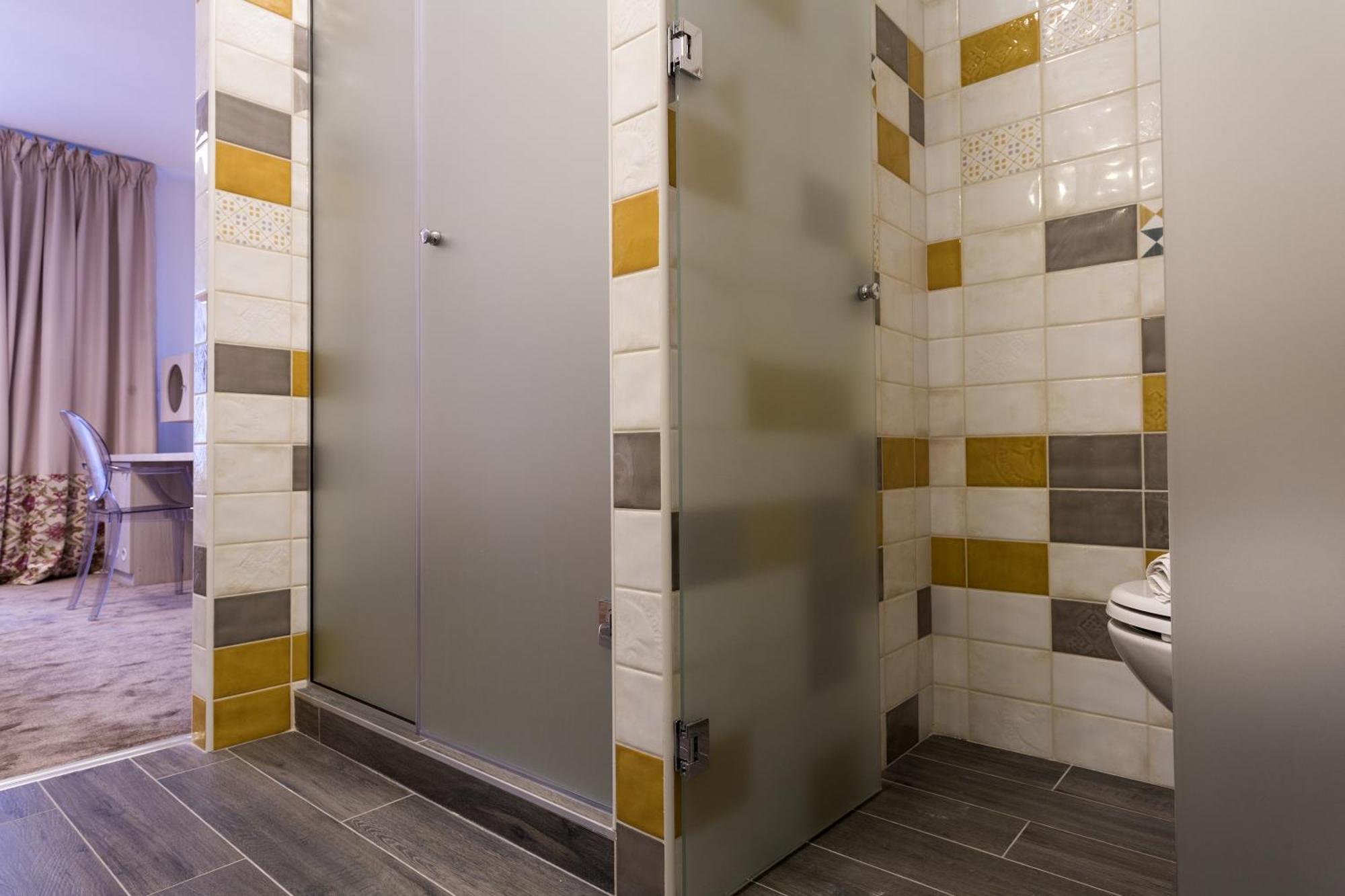 Luxuriöse Suite mit 2 Schlafzimmern und Balkon