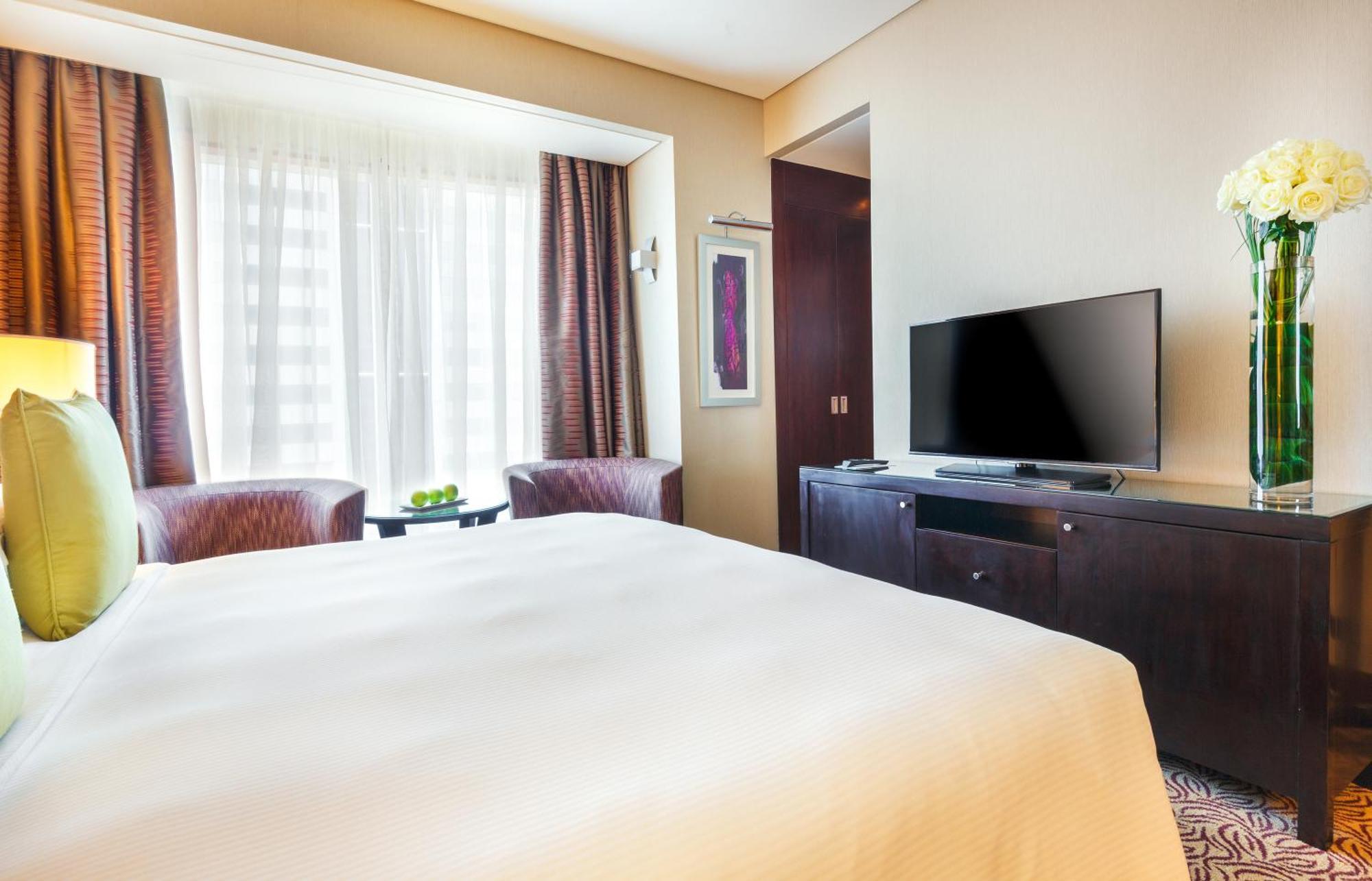 Guest Room – King Bed,943700245:JPEG