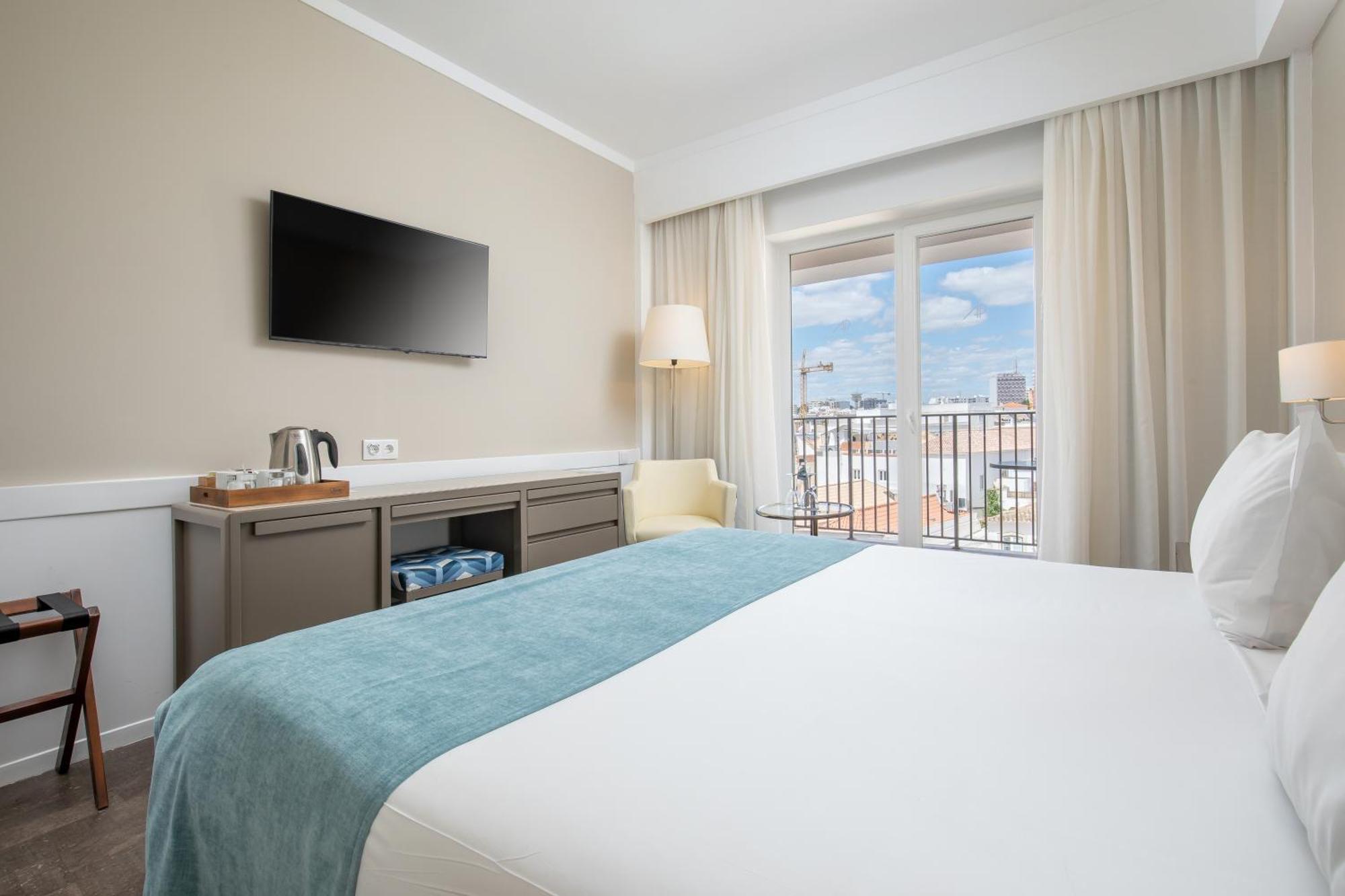 Chambre Double ou Lits Jumeaux Standard - Vue sur Ville