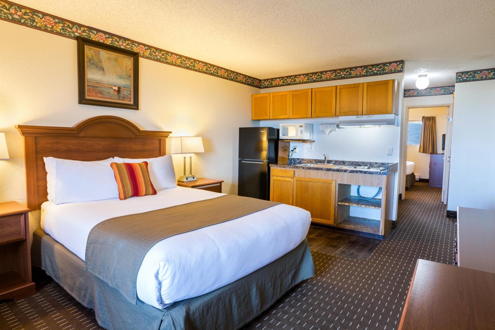 Two Queen Ocean View with Kitchenette,1598902826:JPEG