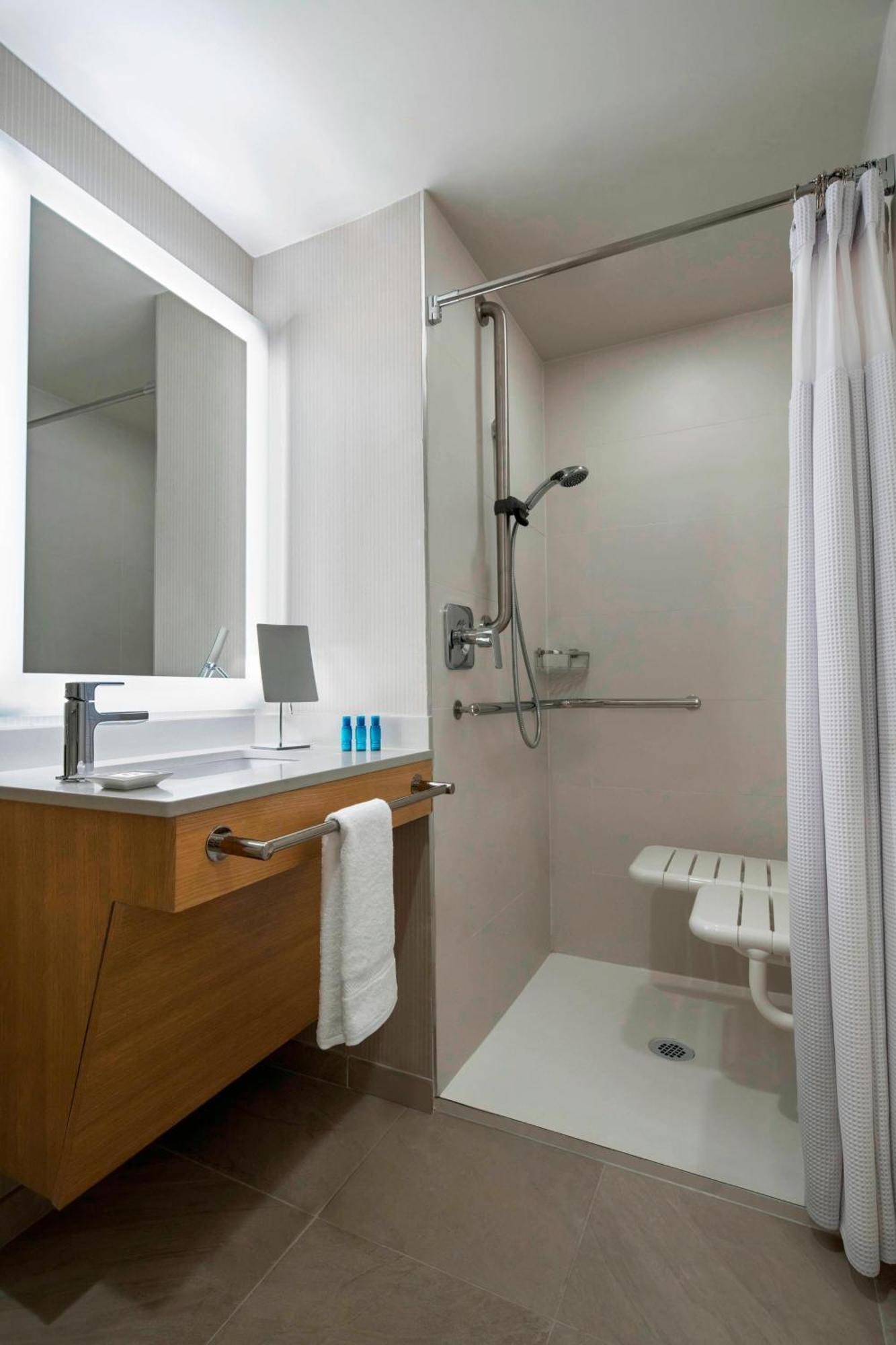 Guest room, 2 Double