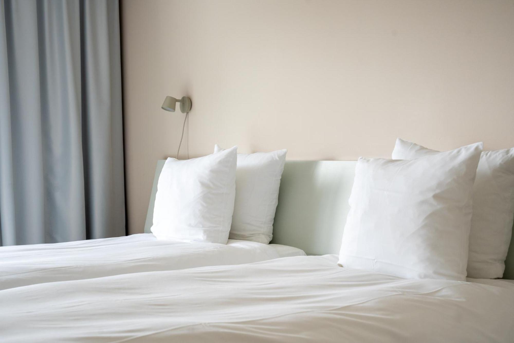 Standard Double Room,1602323176:JPEG