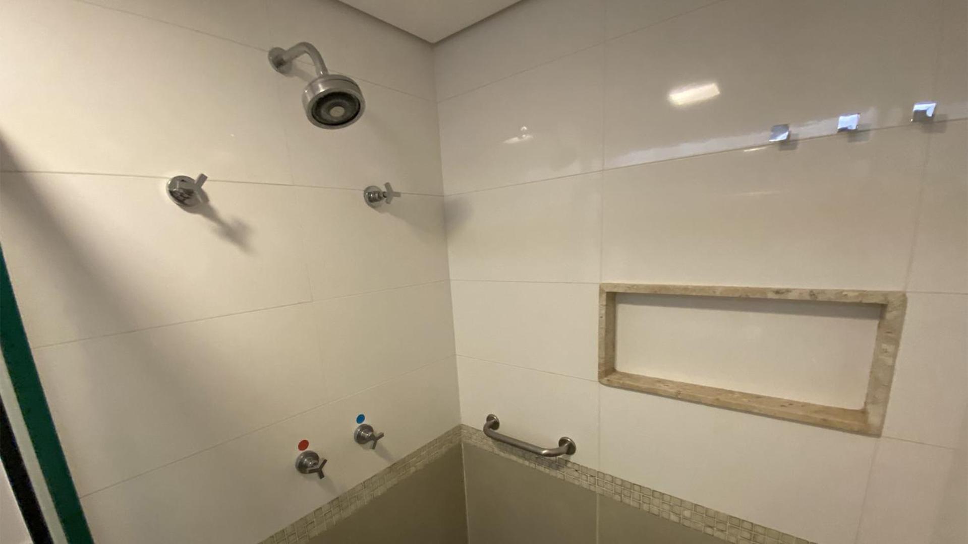 Quarto Família Superior com Ingressos para o Parque Aquático Hot Beach