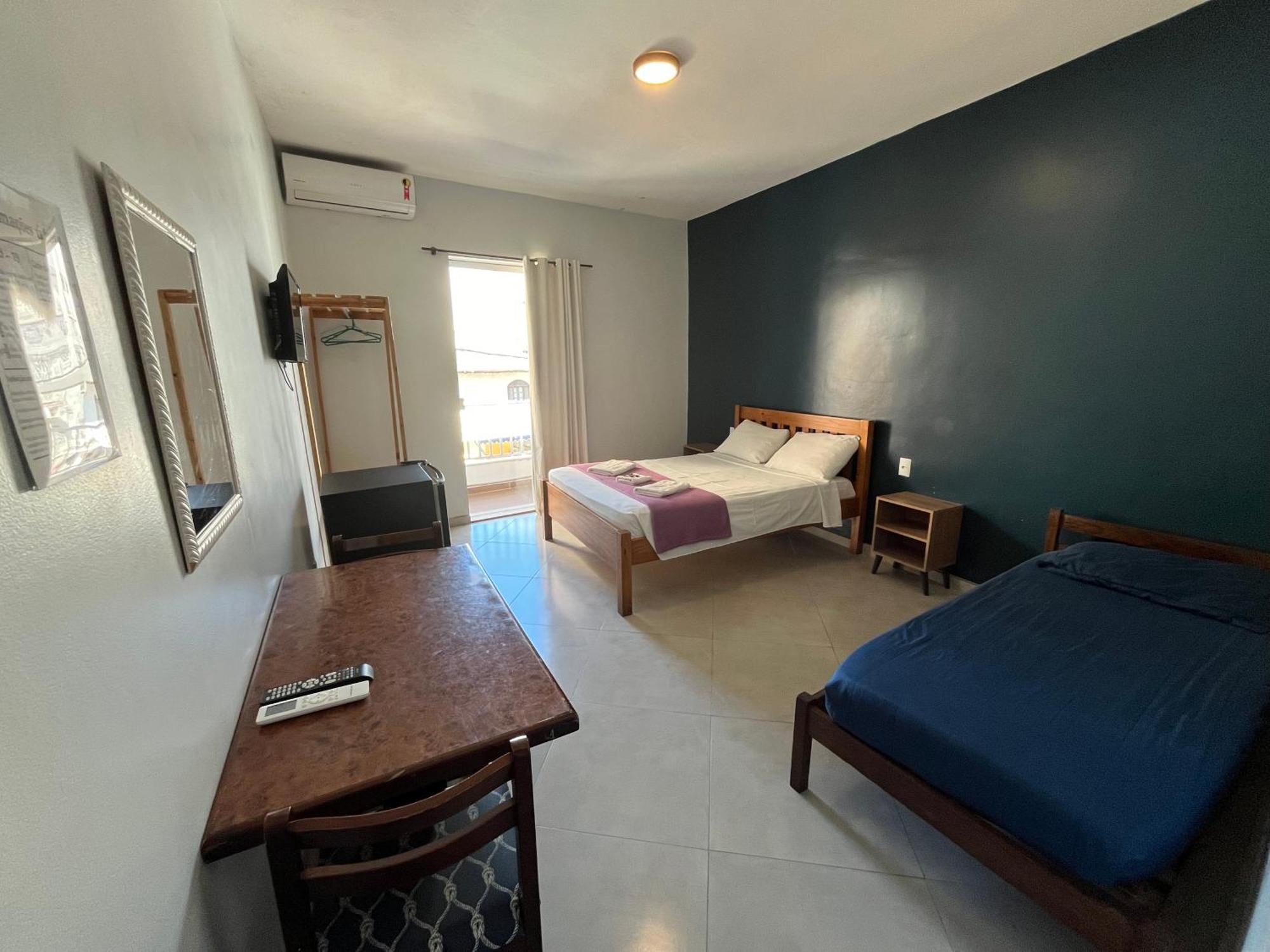 Quarto Triplo com Ar-condicionado