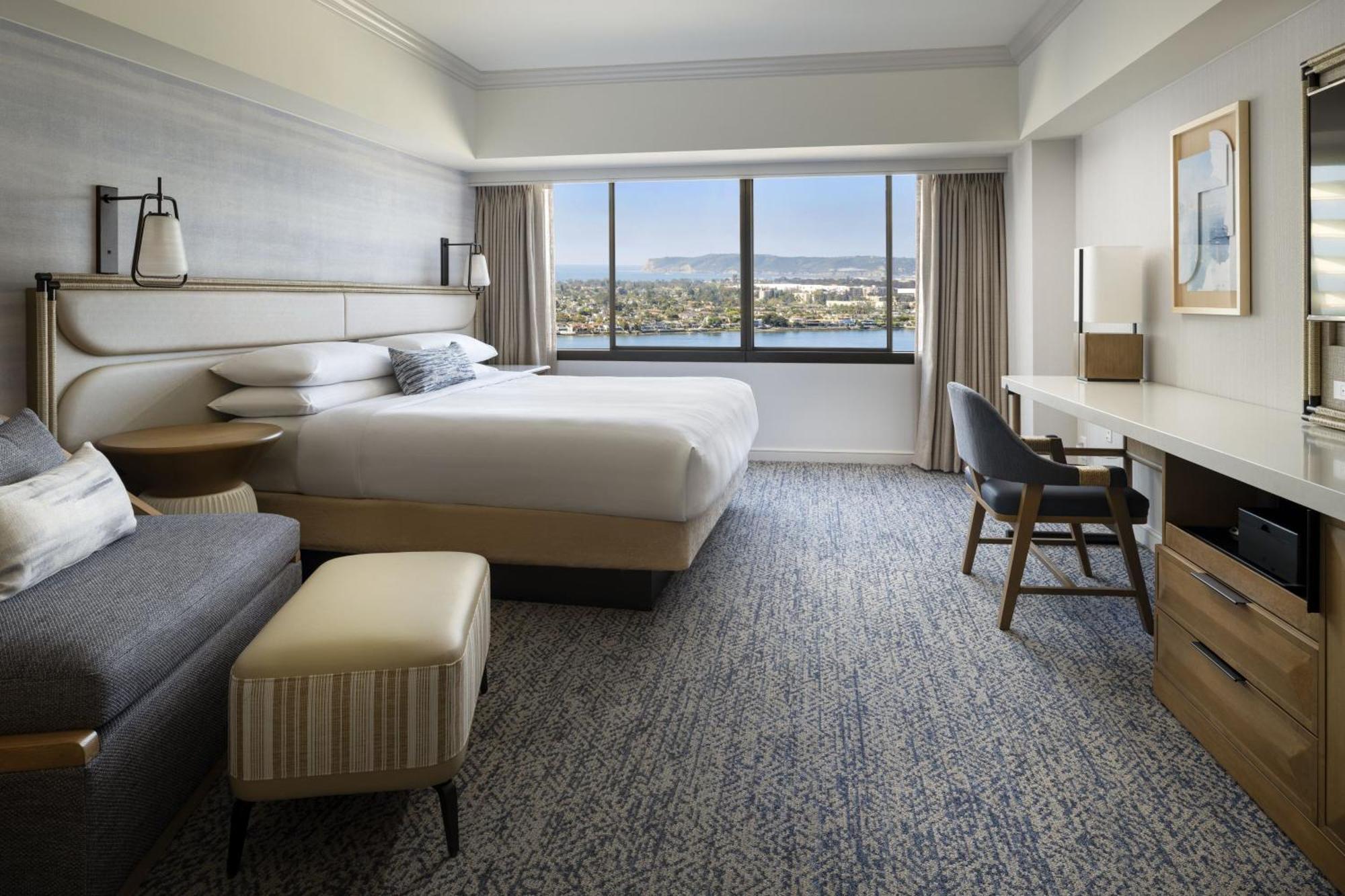 Guest room, 1 King, Bay view,1554725986:JPEG