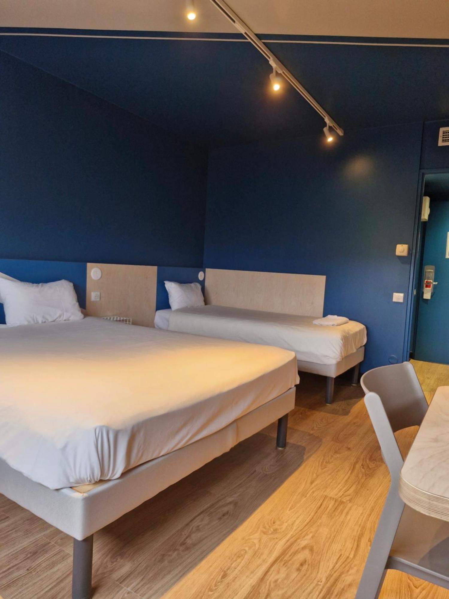 Chambre Triple Standard avec 1 Lit Double et 1 Lit Simple