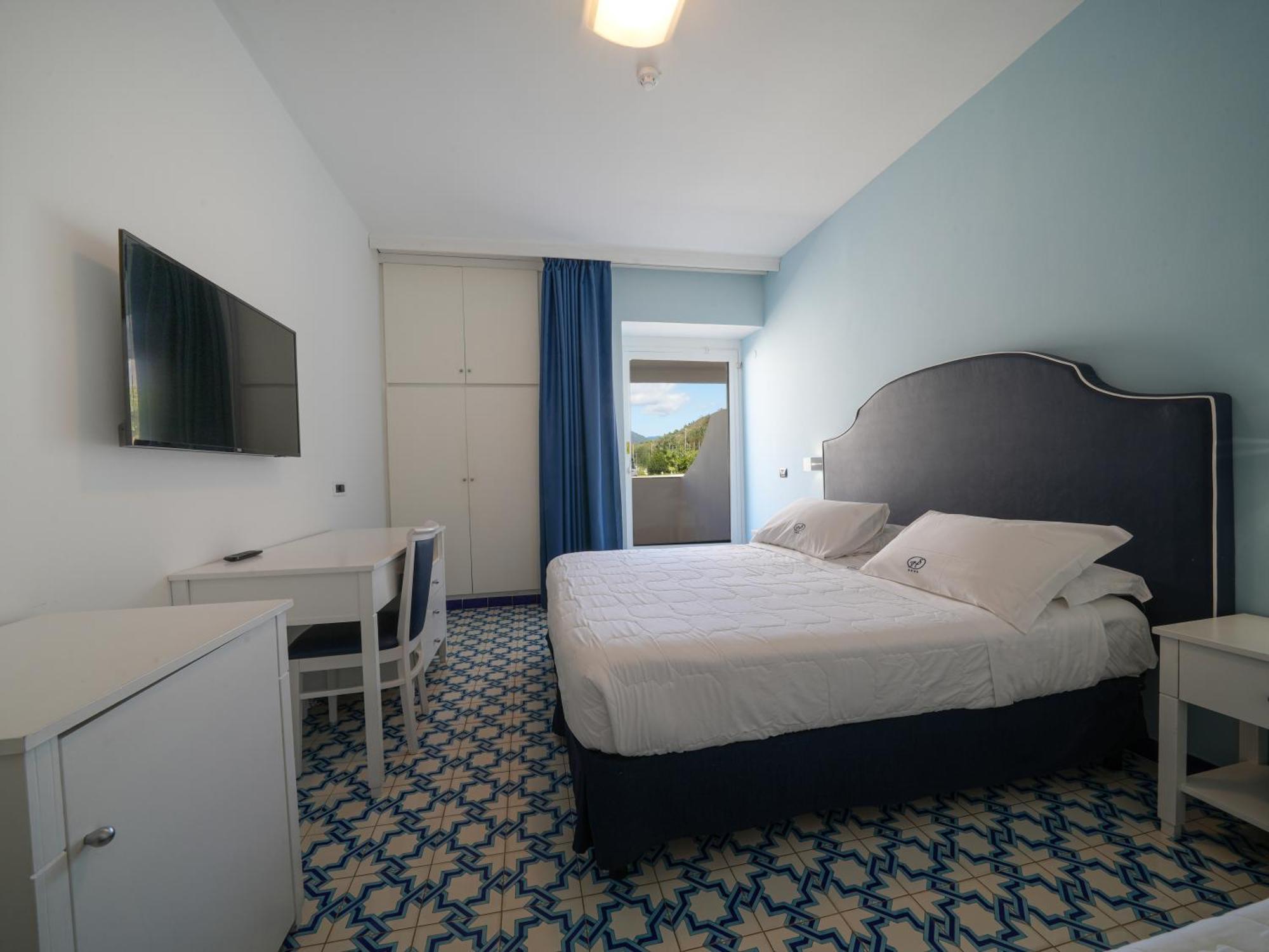 Quadruple Room,1623645585:JPEG