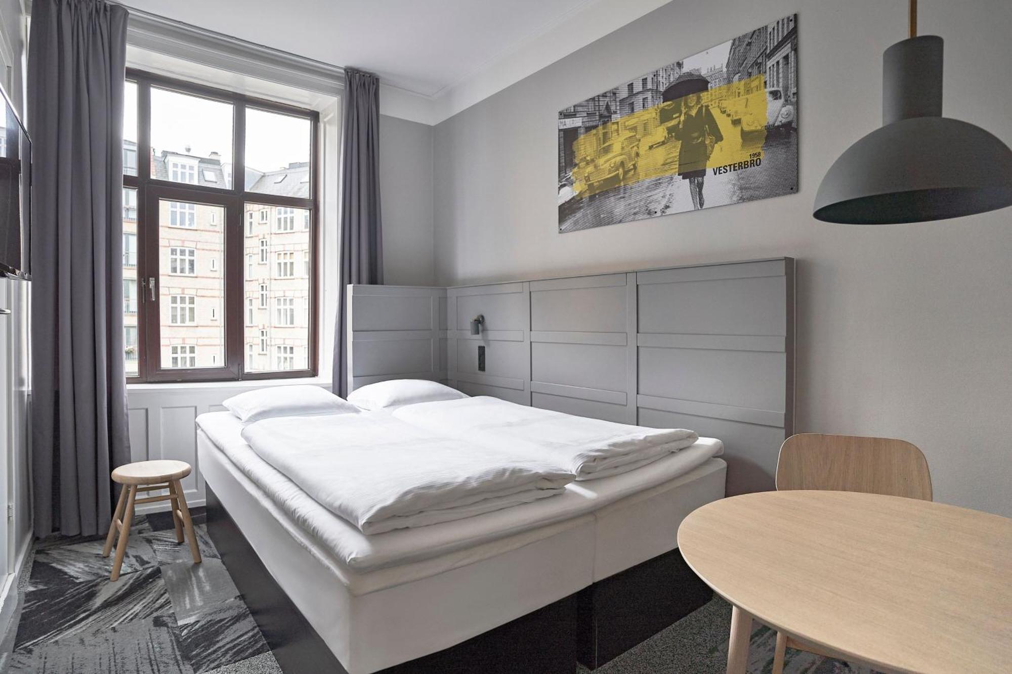 Camera Matrimoniale Standard con Letto King-Size