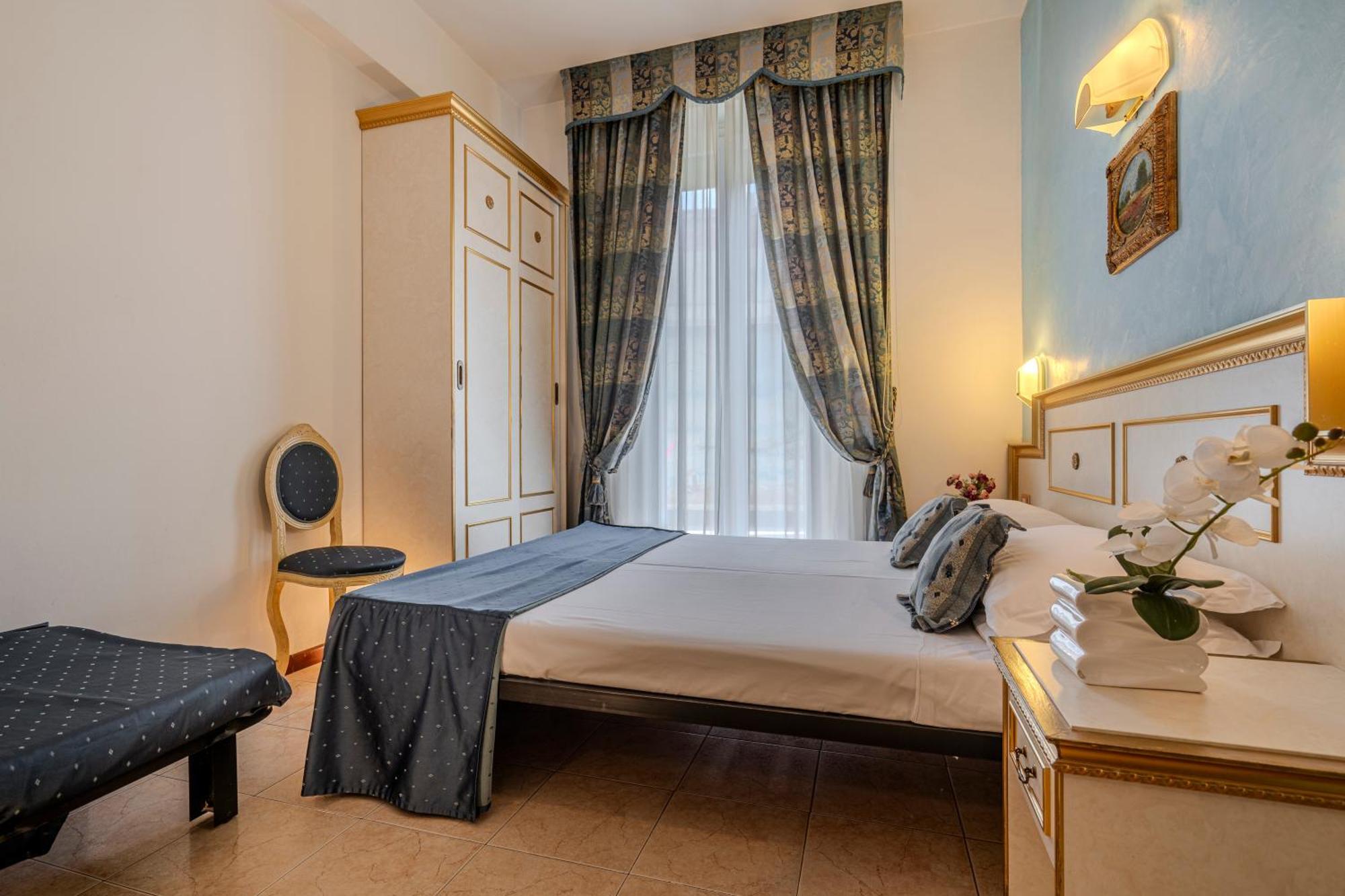 Triple Room,1765807398:JPEG