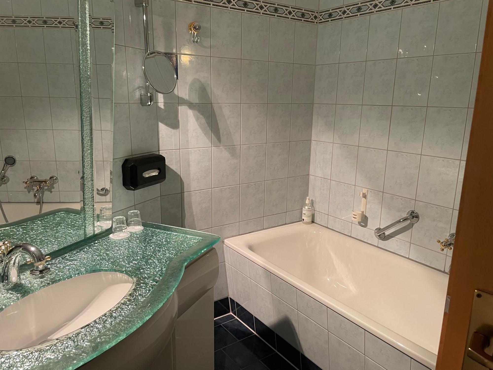 Standard Quadruple Room,1637731938:JPEG