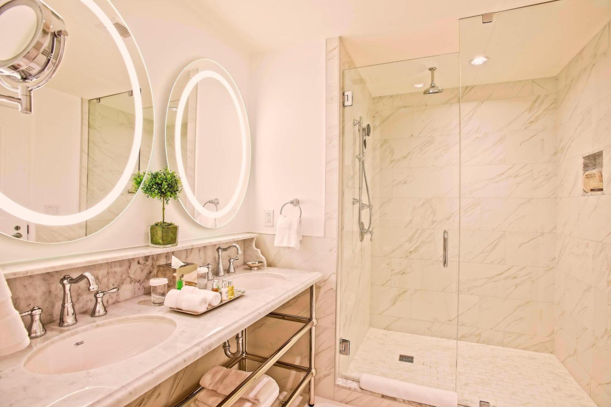 King Guest Room