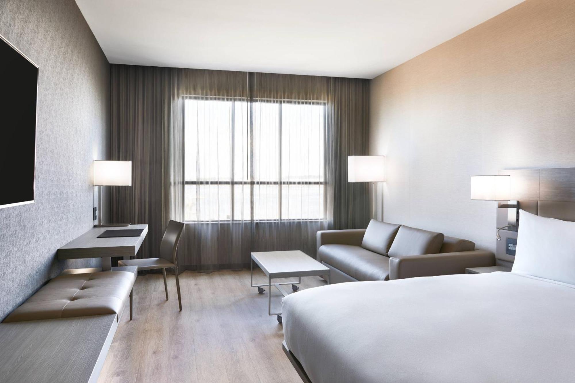 King Room with Sofa Bed, City view