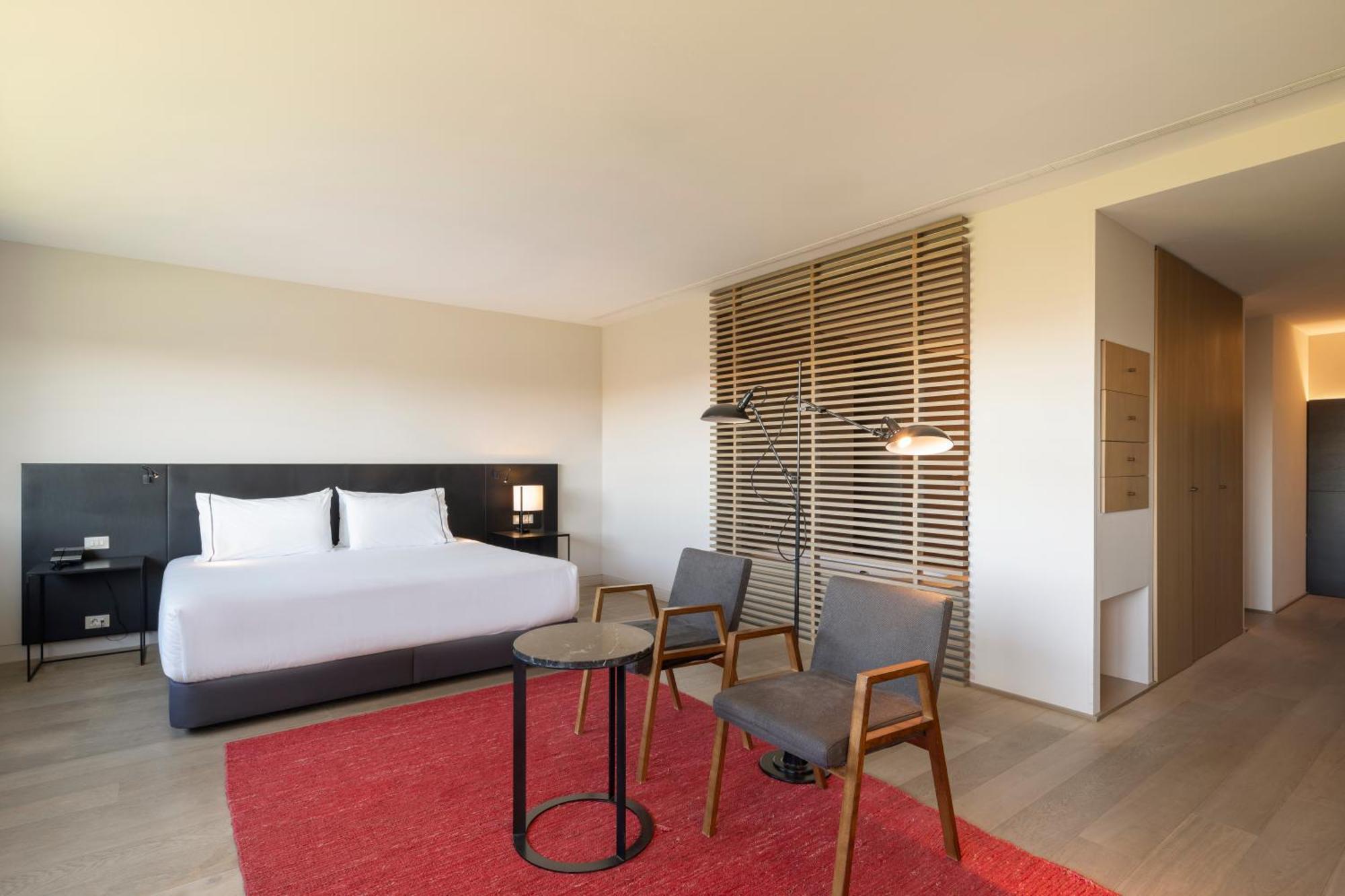 Two-Bedroom Suite,1644410817:JPEG