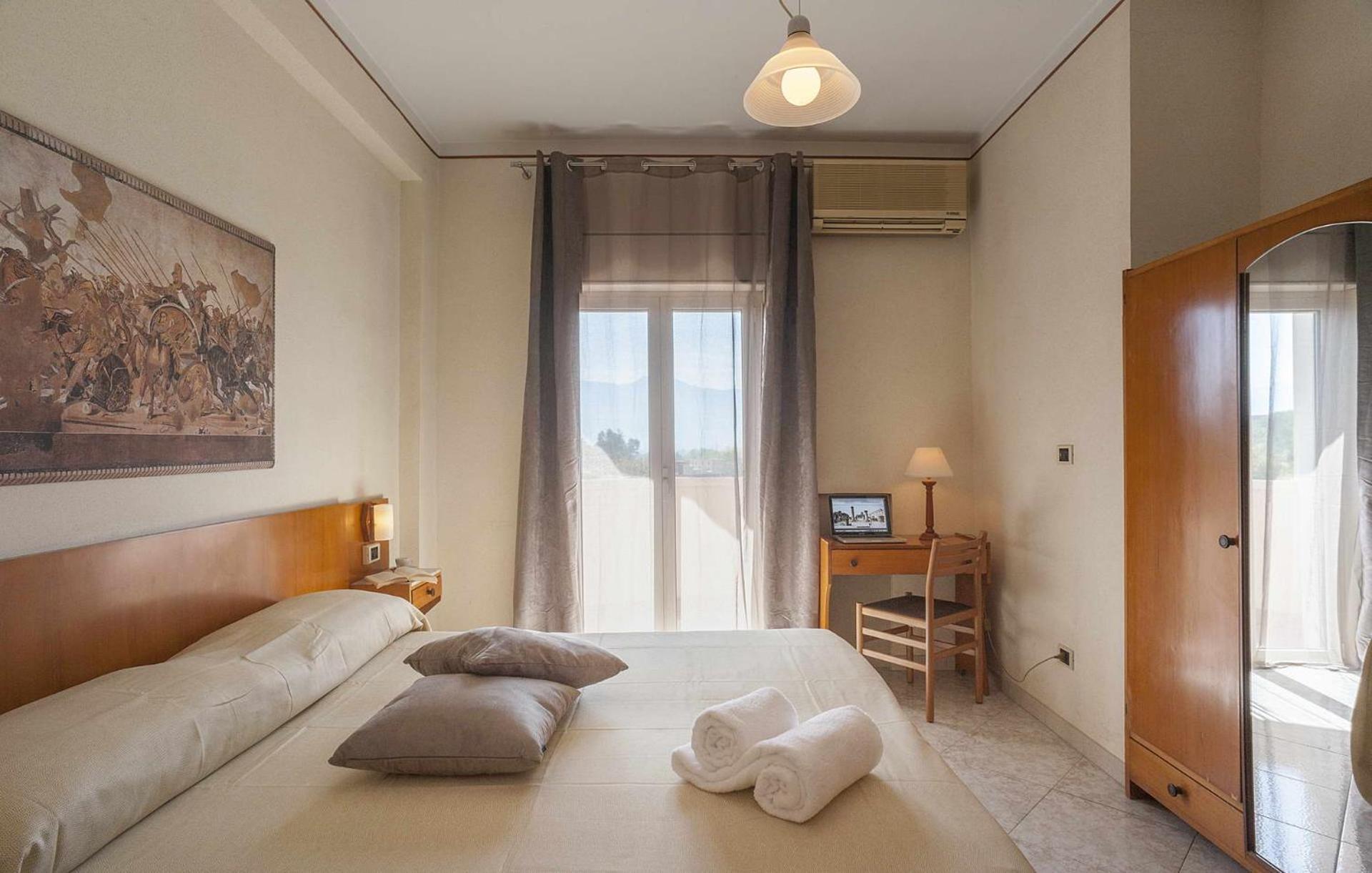 Camera Standard con Balcone e Vista Piscina