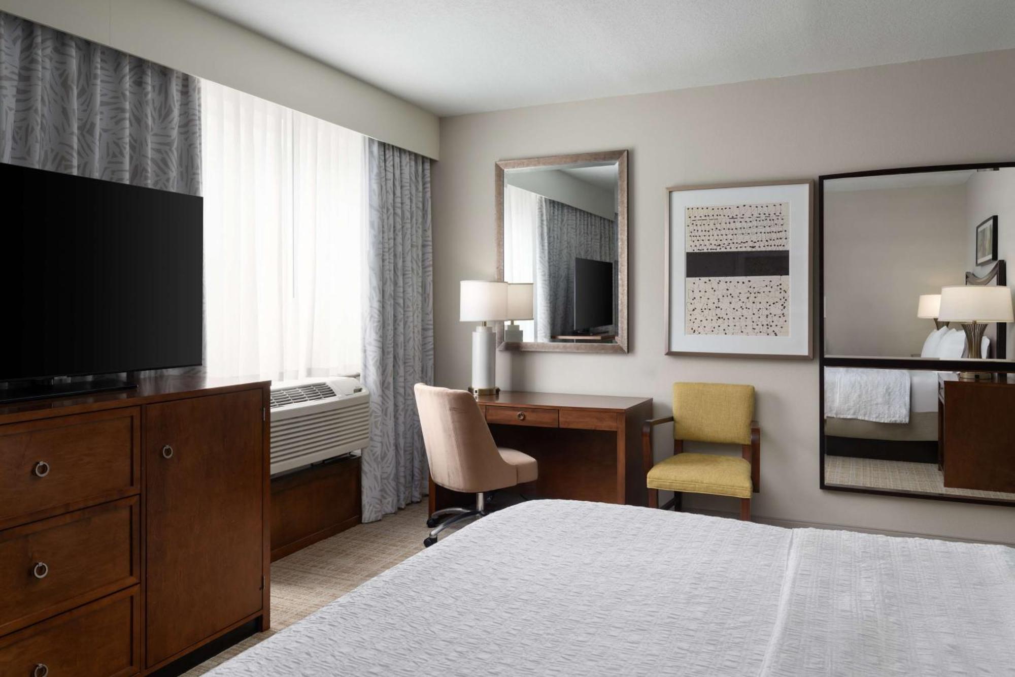King Room,1649041198:JPEG