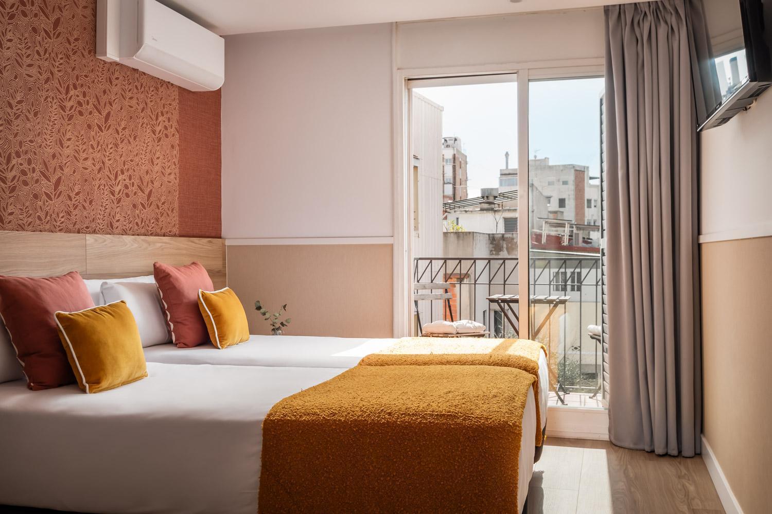Twin Room Balcony,1658774932:JPEG