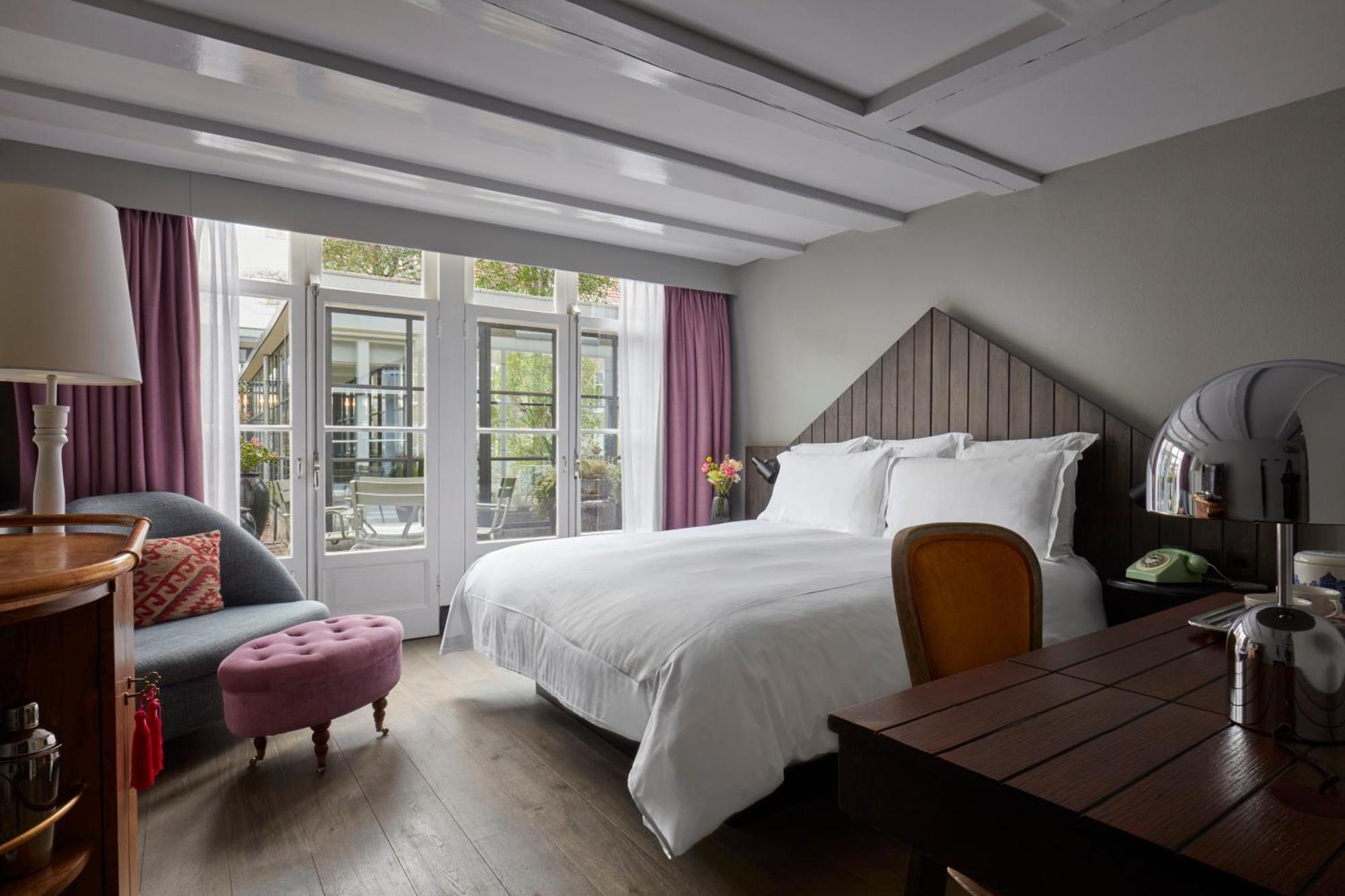 Classic Double Room,1660281663:JPEG