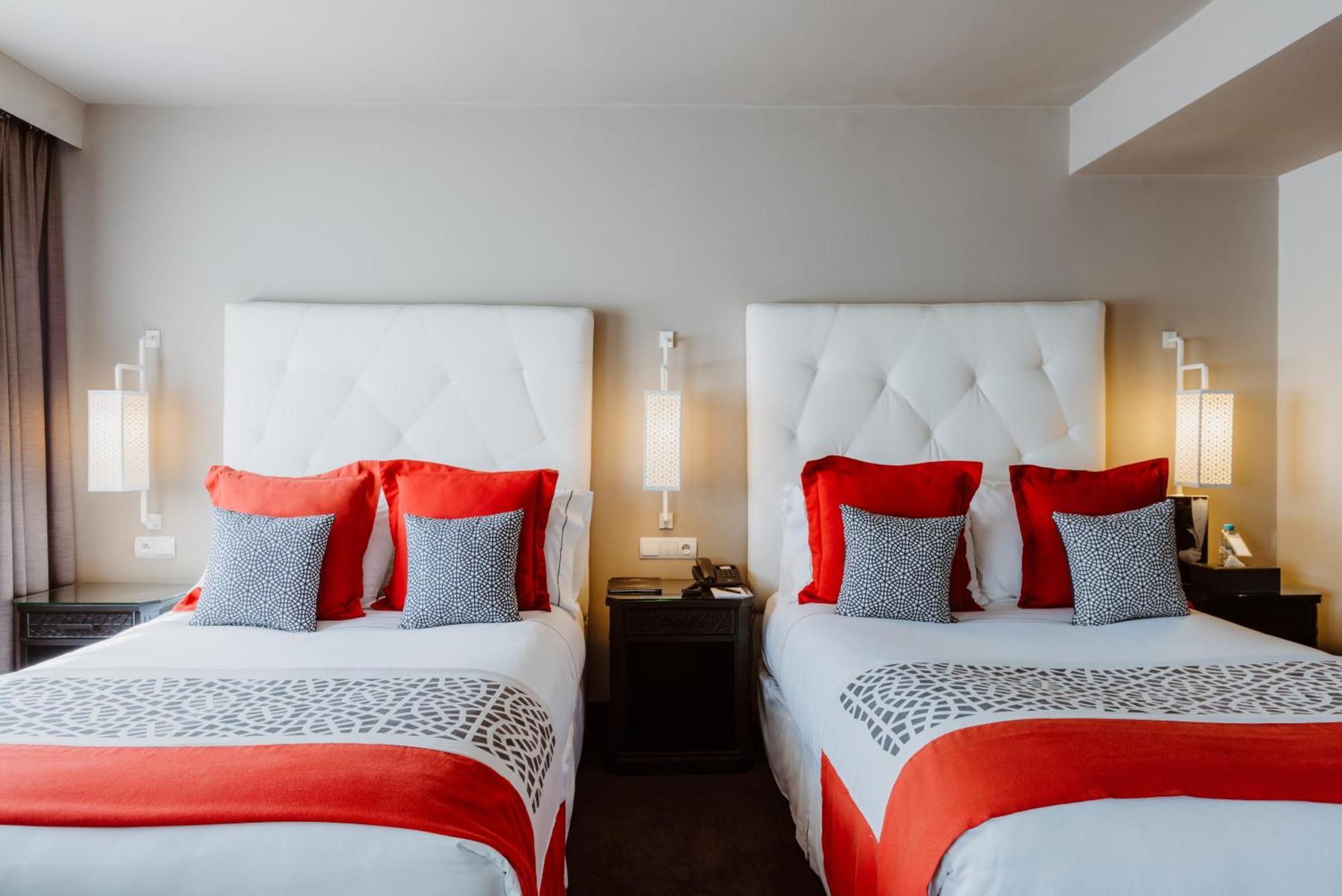 Superior City View Room With Twin Beds