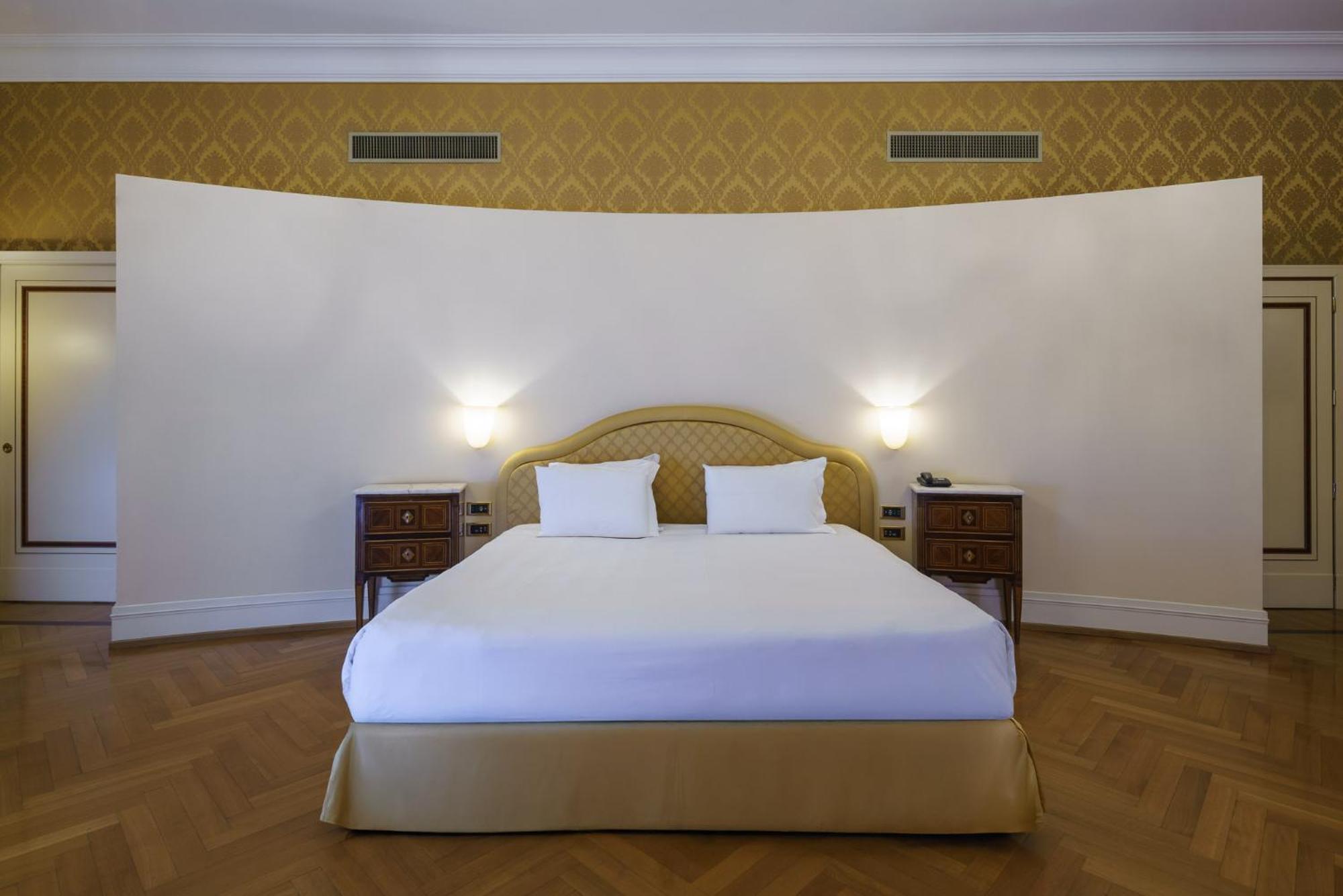 Executive Suite with Sea View,1666640335:JPEG
