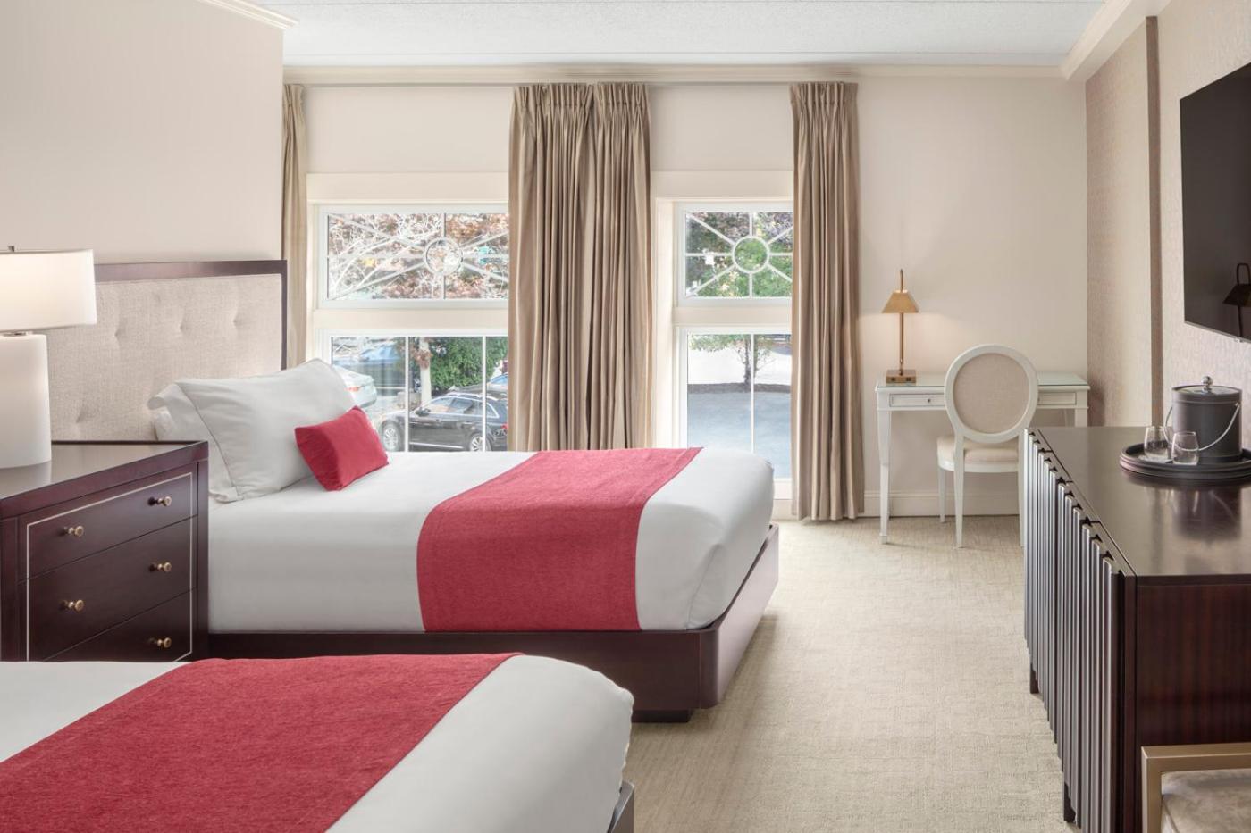 Deluxe Double Room with Two Double Beds,1666657934:JPEG