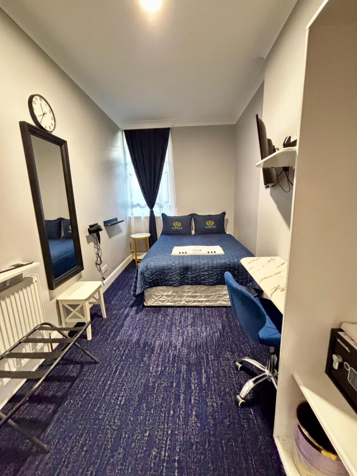 Double Room with Shared Shower and Toilet,1668046772:JPEG