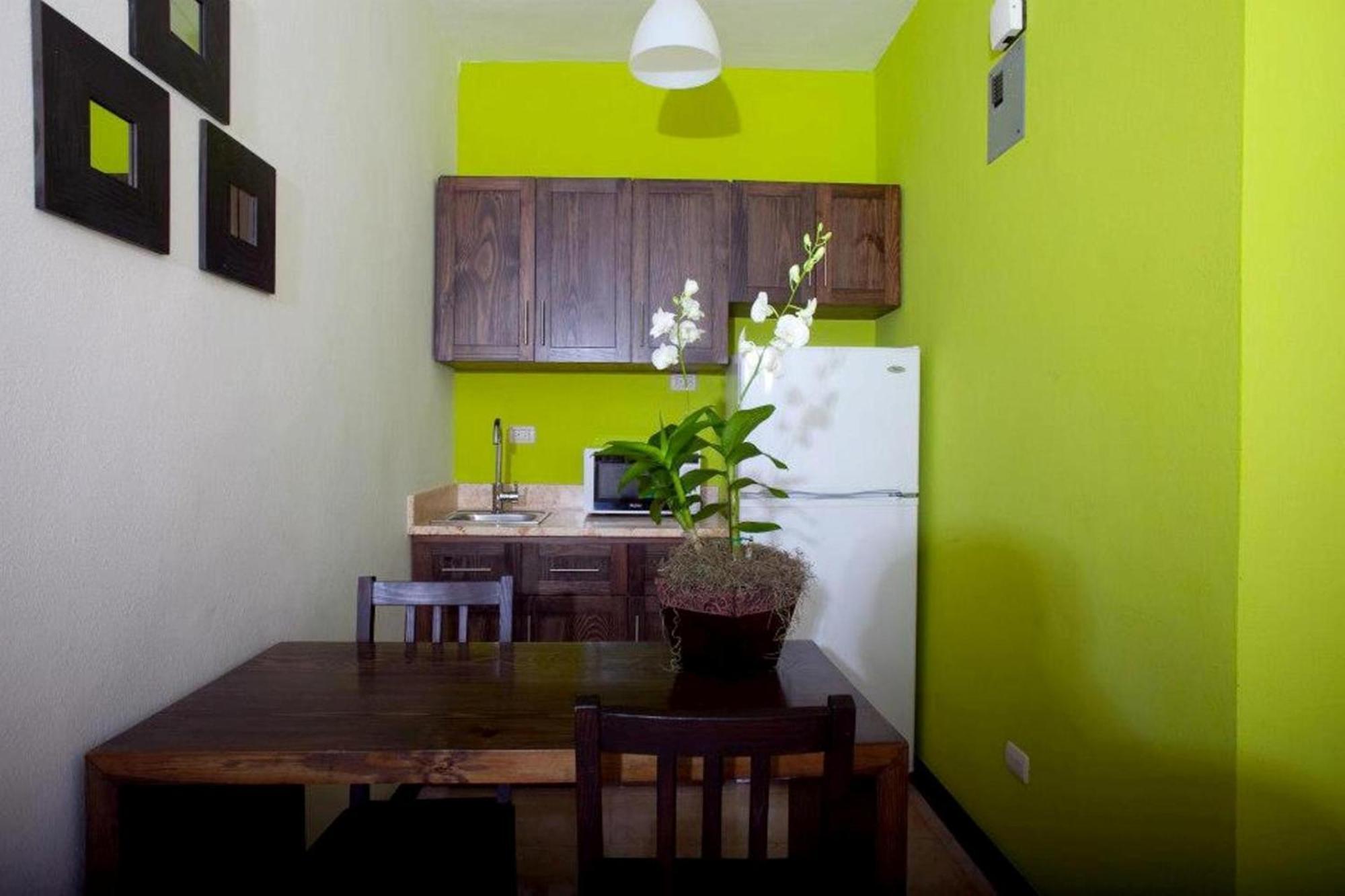 Habitación Doble Deluxe con vistas a la piscina - 1 o 2 camas