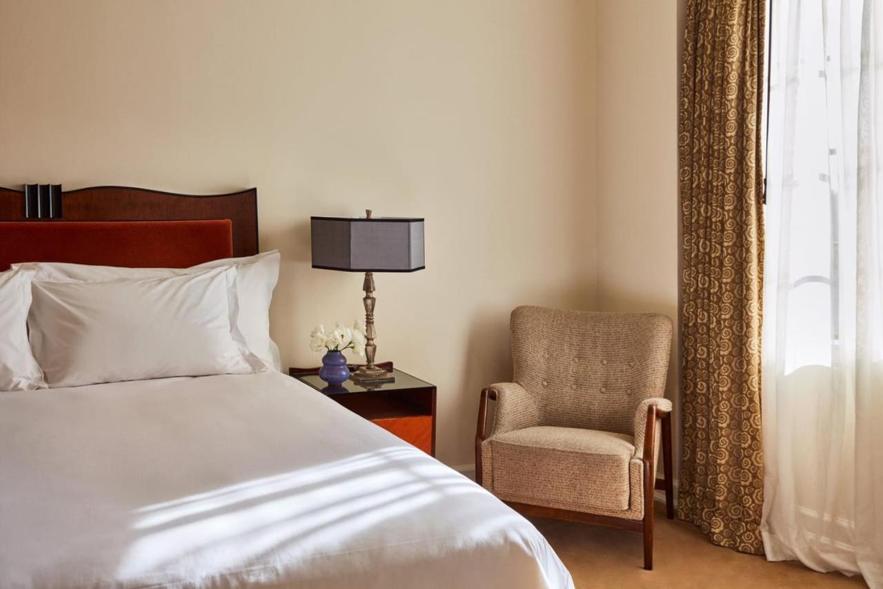 Chambre Lit Queen-Size