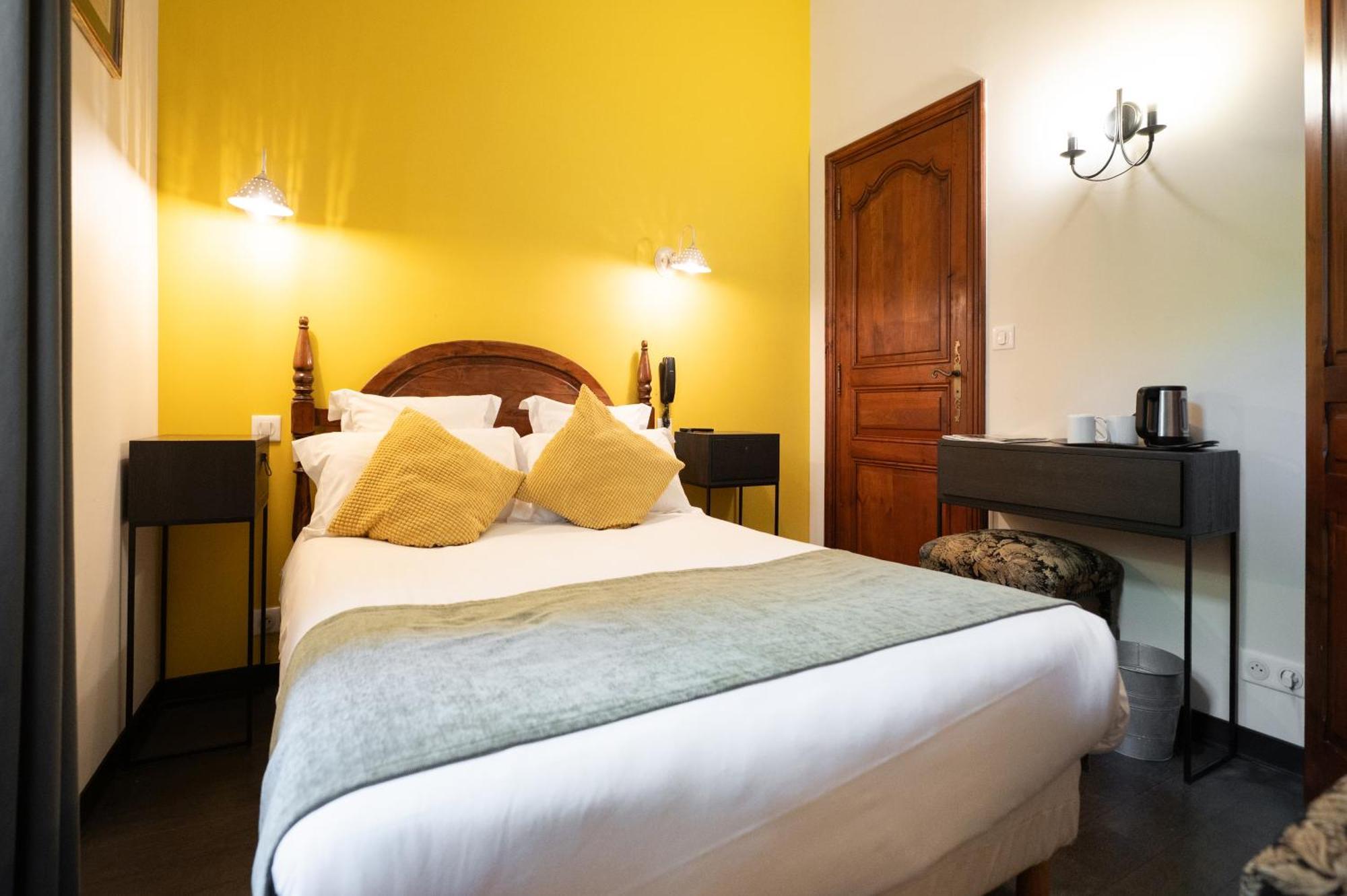 Très Petite Chambre Double