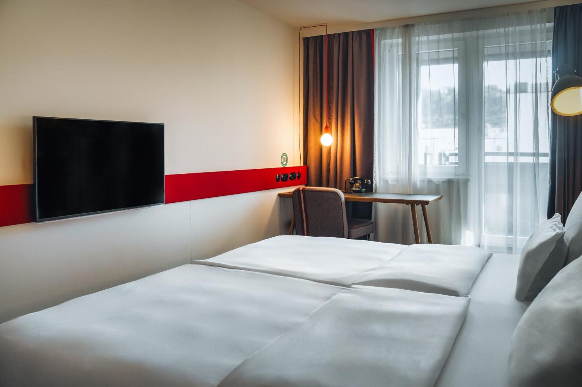 Doppelzimmer mit Balkon