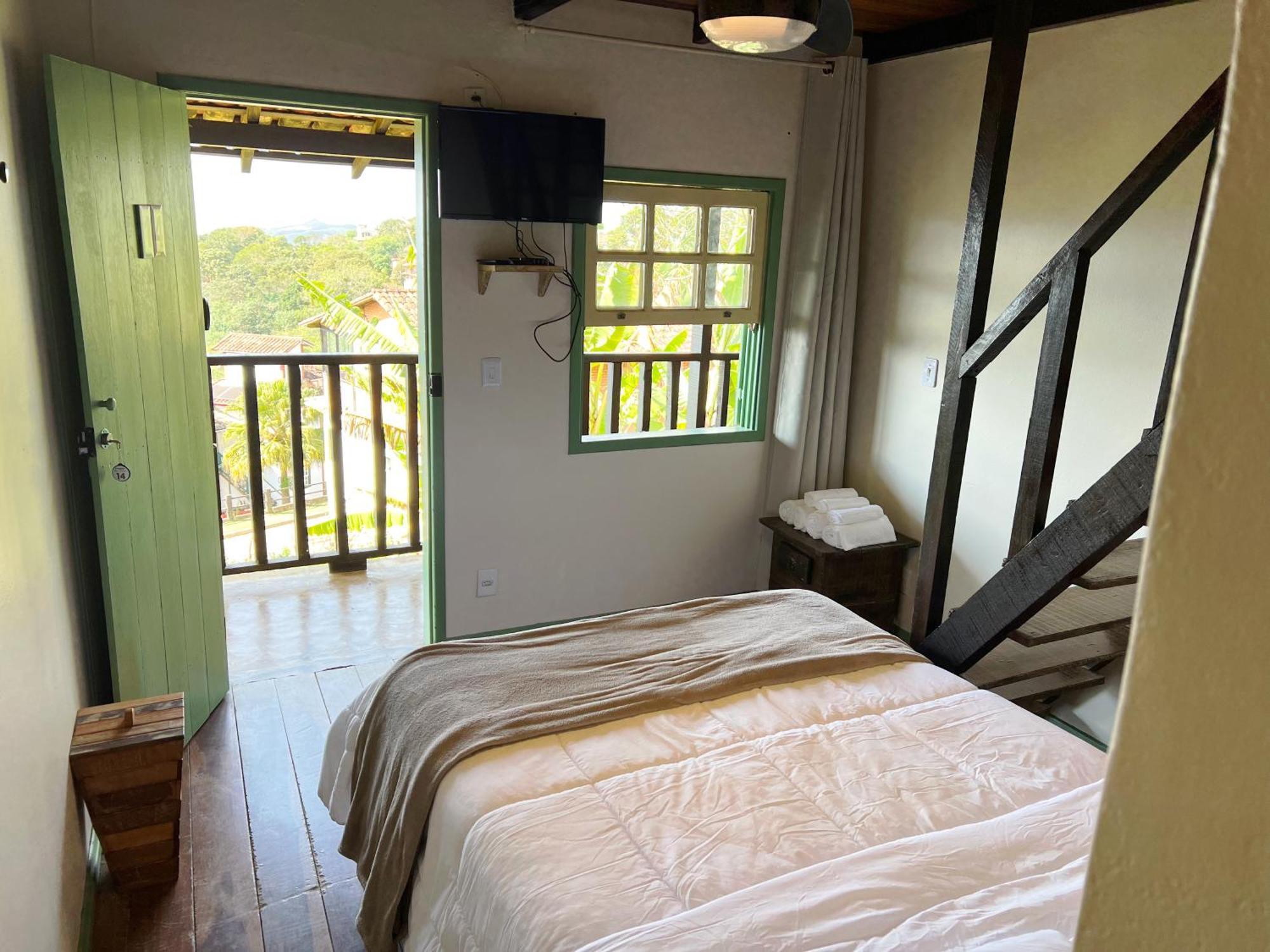 Quarto Quádruplo com Vista da Montanha