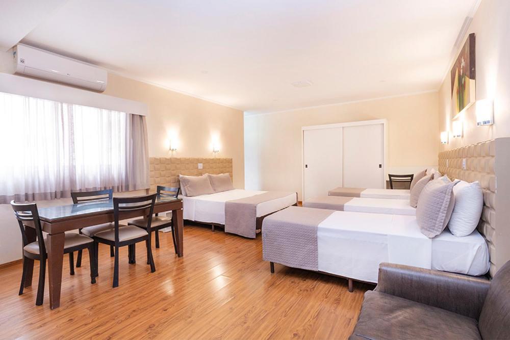 Quarto Quíntuplo Standard