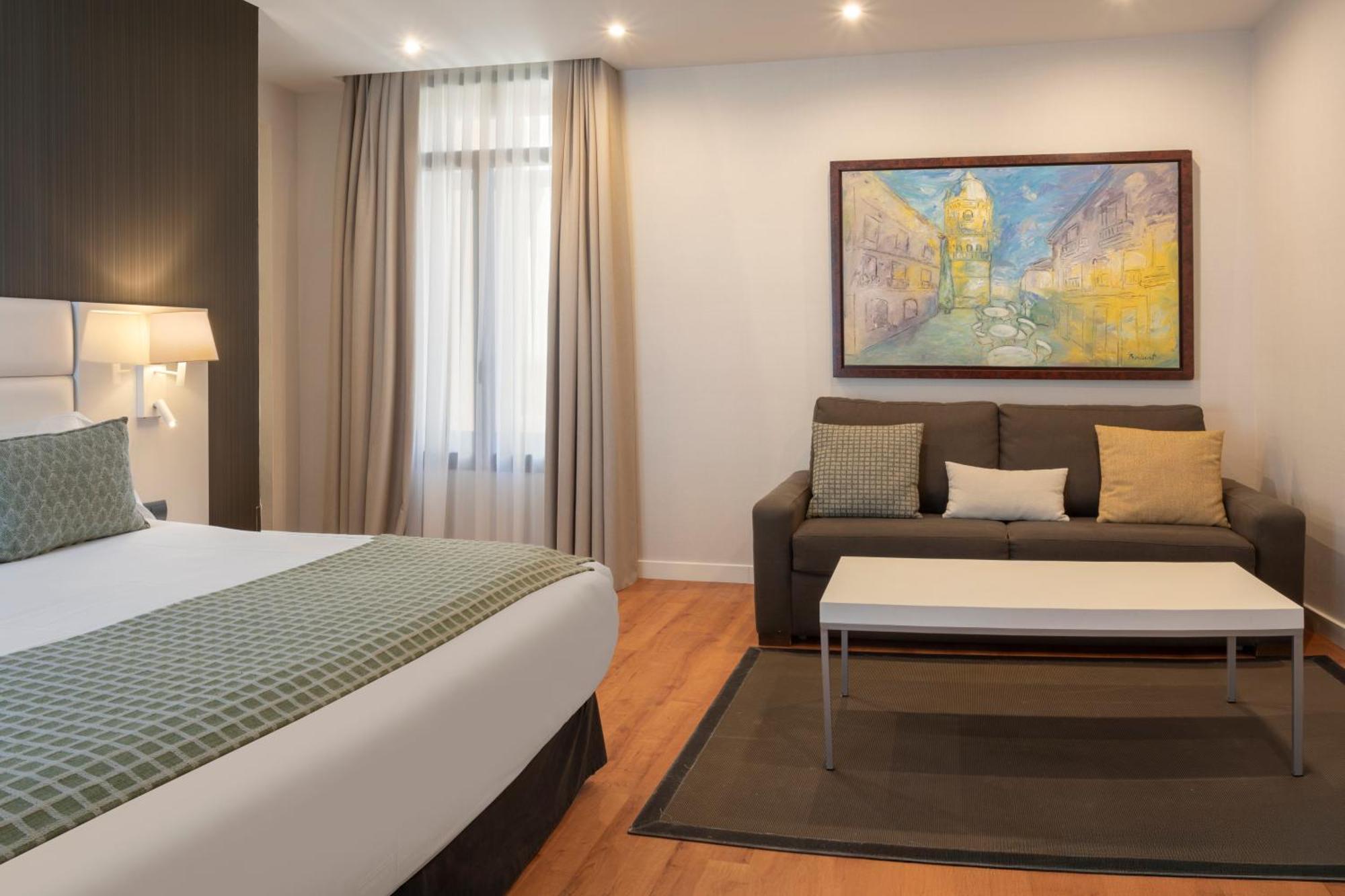 Superior Double or Twin Room,1697787498:JPEG