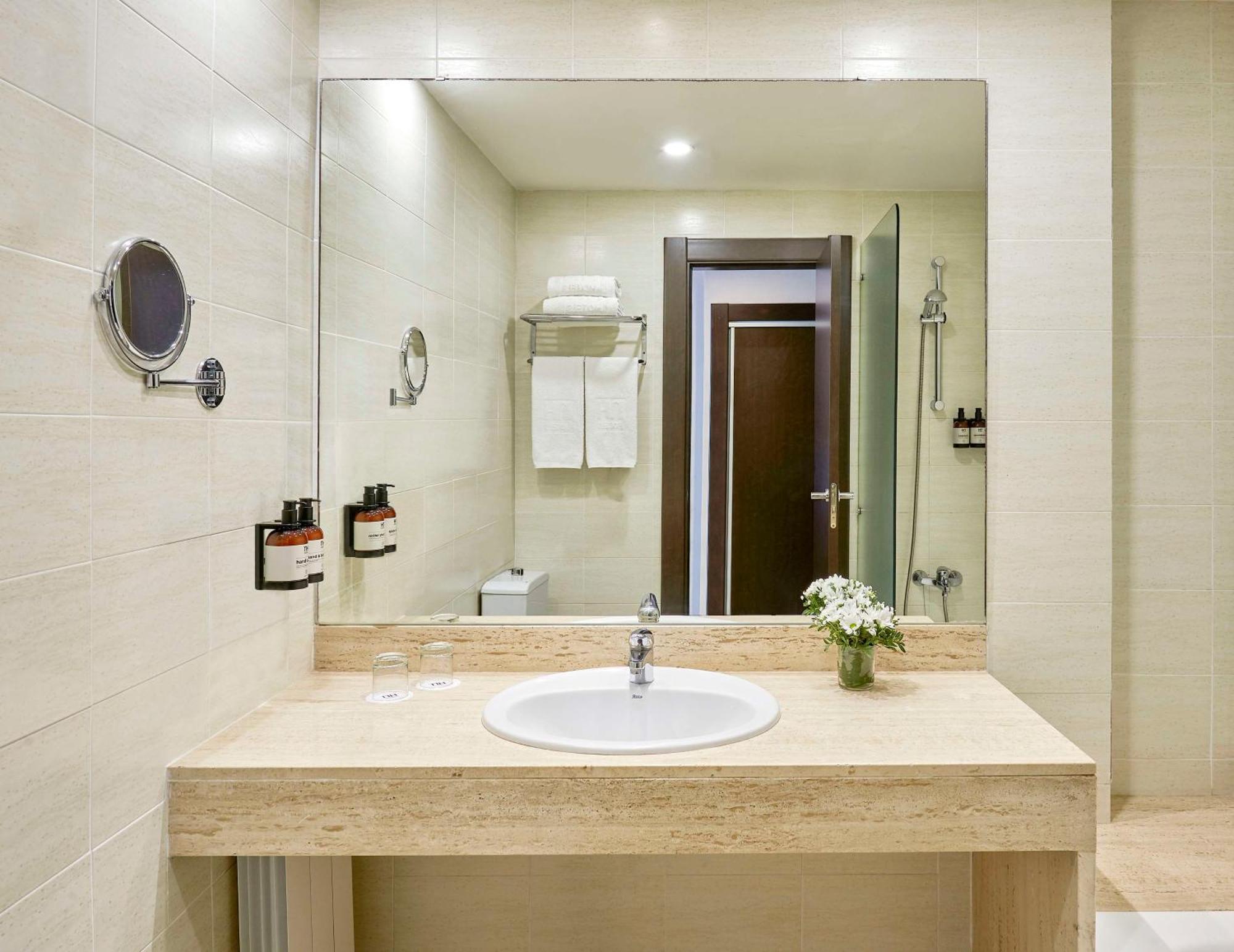 Standard Double or Twin Room,1697789987:JPEG