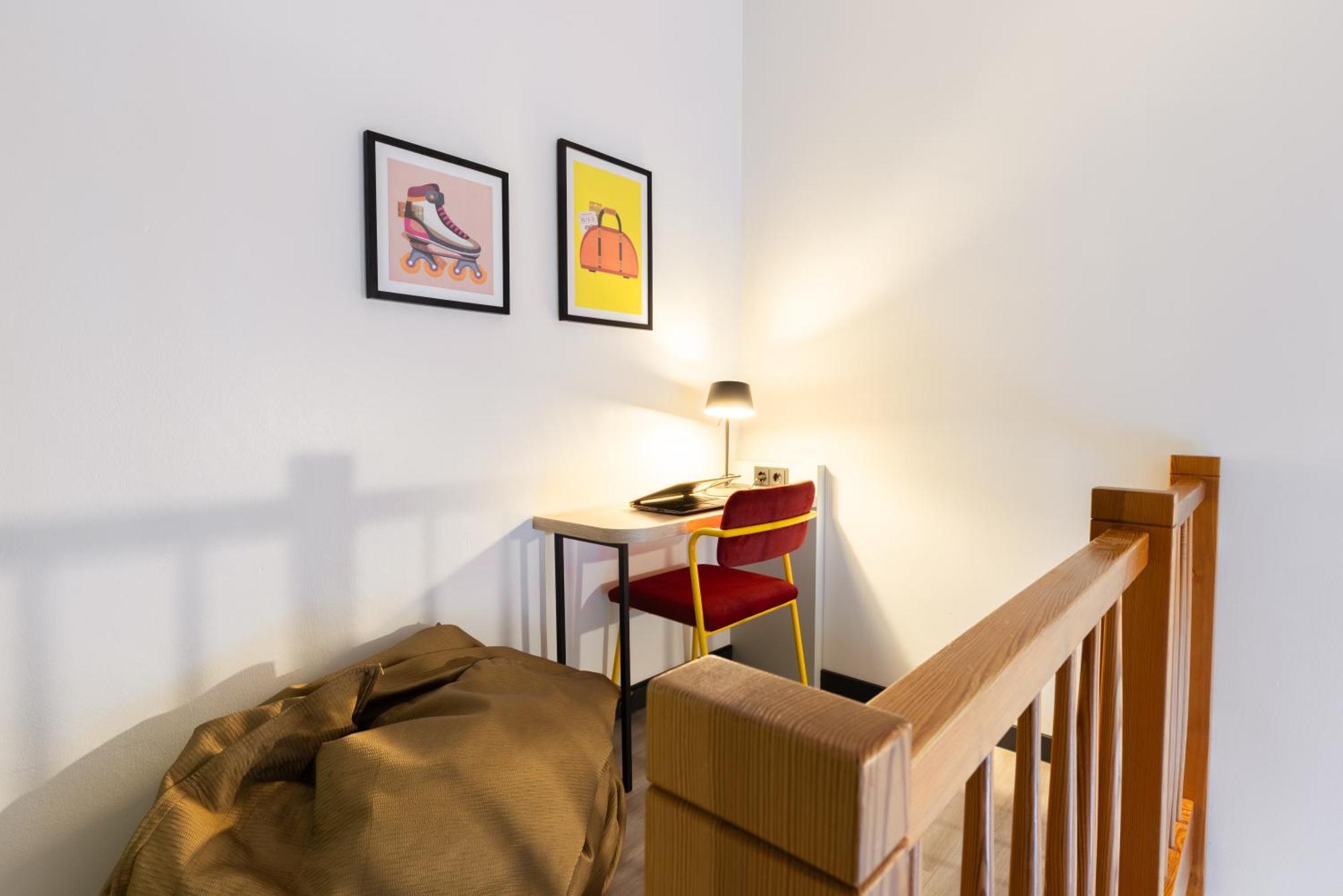 Standard Room,1698186258:JPEG